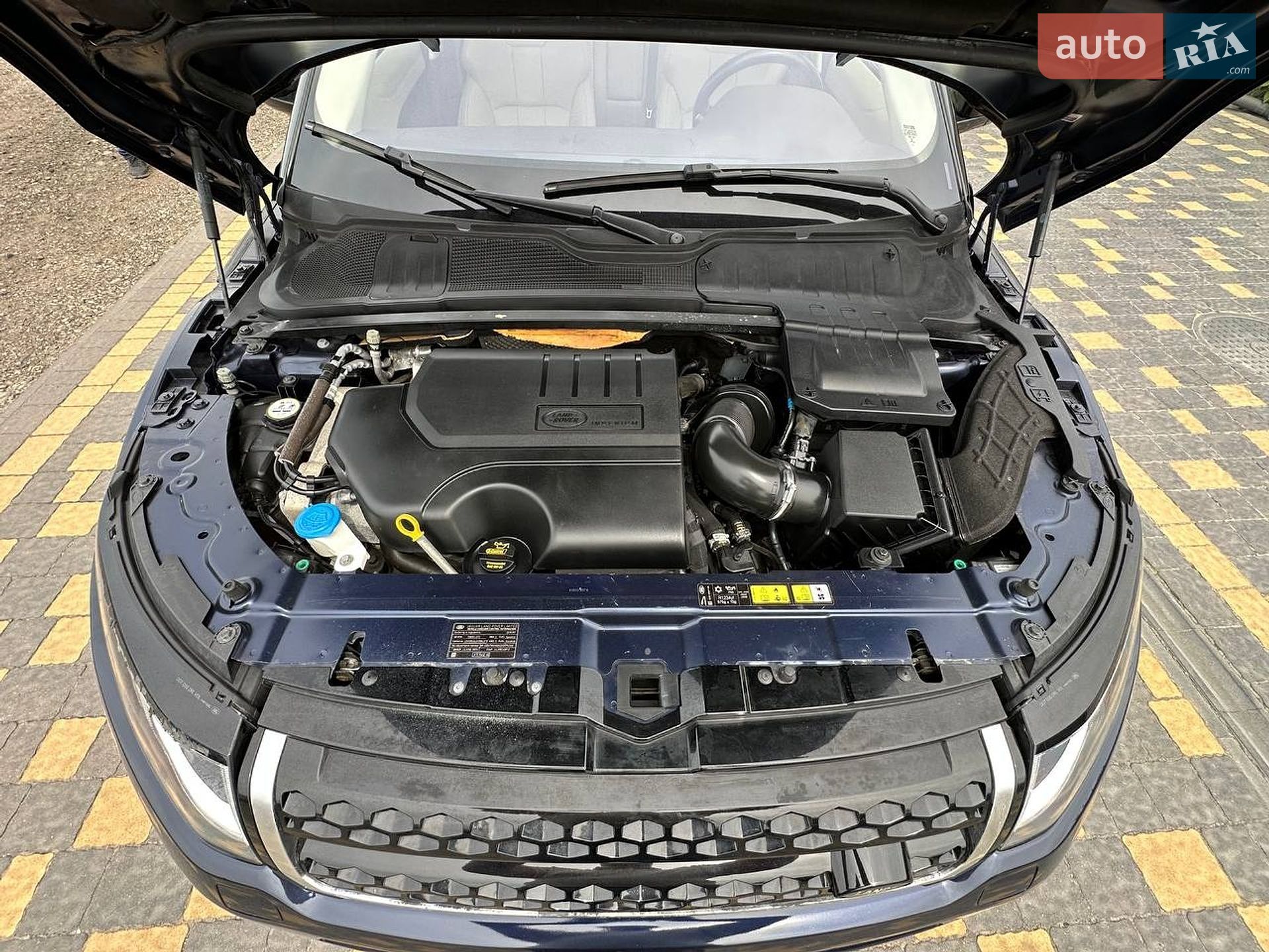Land Rover Range Rover Evoque 2018 VIN SALVP2RX1JH272646 фото оголошення 35 з 36
