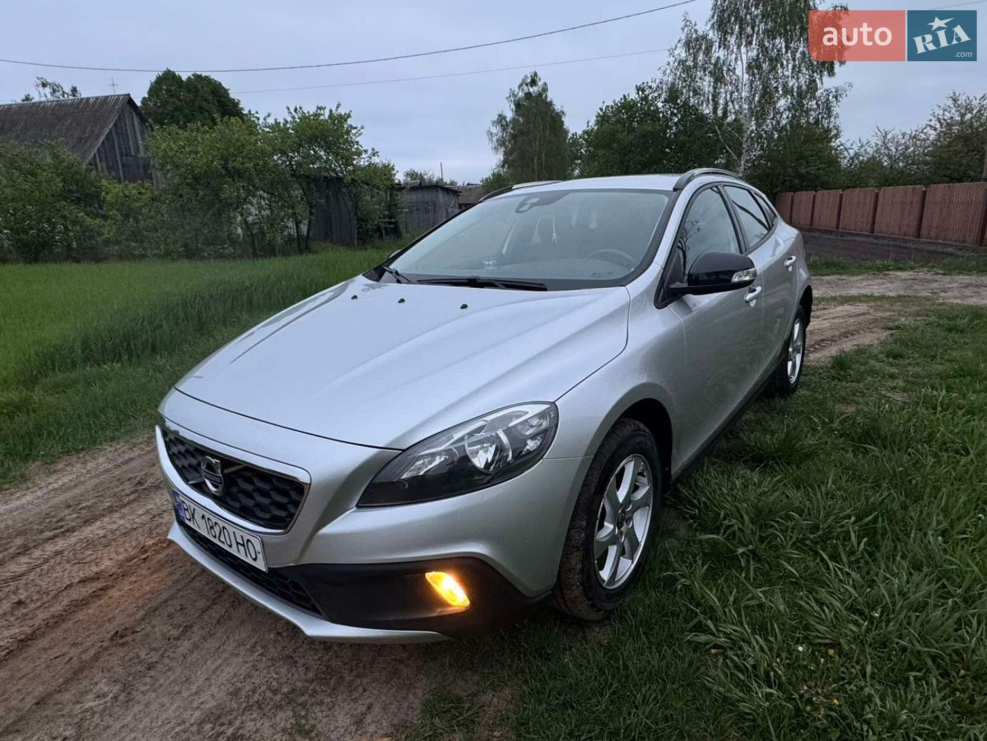 Volvo V40 Cross Country 2015 VIN YV1MZ8451F2078836 фото оголошення 6 з 39