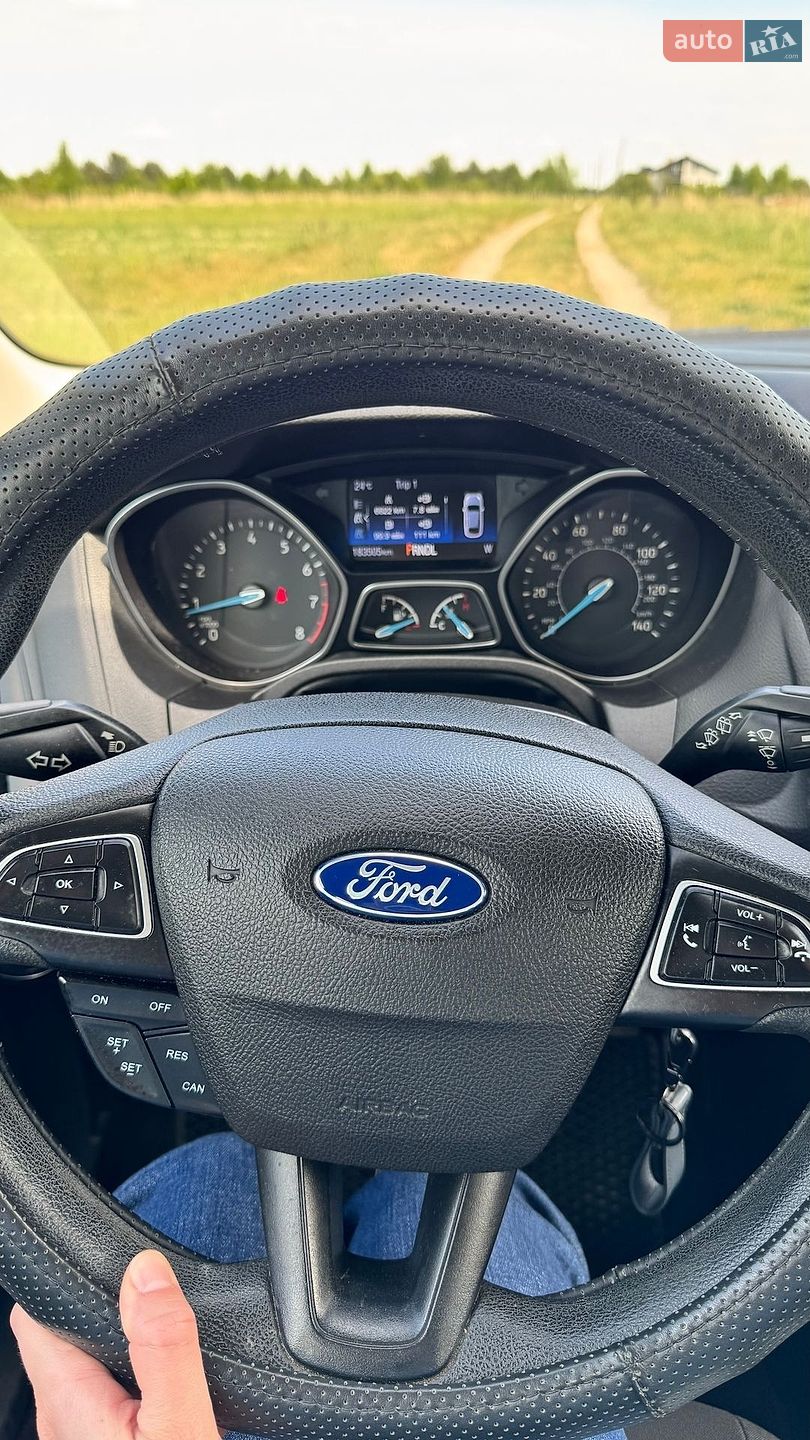 Ford Focus 2015 VIN 1FADP3K20GL259647 фото оголошення 4 з 13