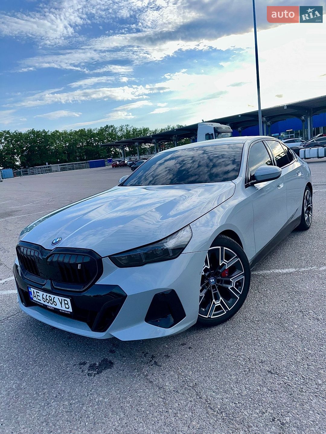 BMW i5 2023 VIN WBY33FK03RCR20106 фото оголошення 7 з 34