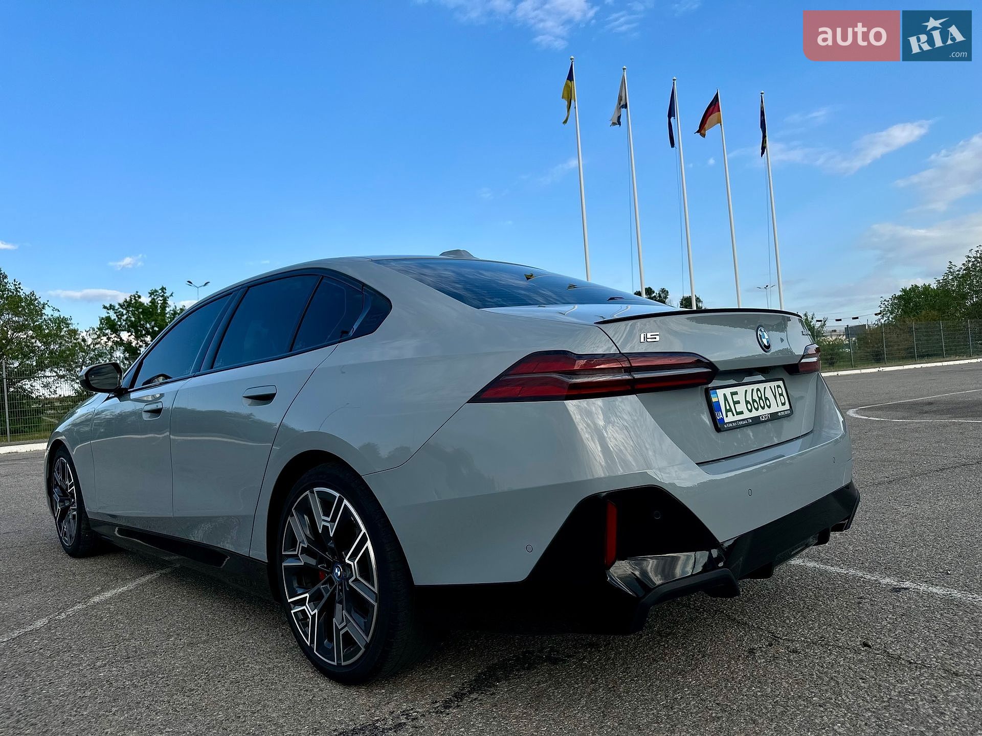 BMW i5 2023 VIN WBY33FK03RCR20106 фото оголошення 22 з 34