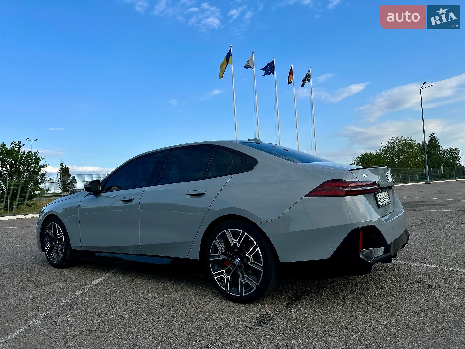 BMW i5 2023 VIN WBY33FK03RCR20106 фото оголошення 26 з 34