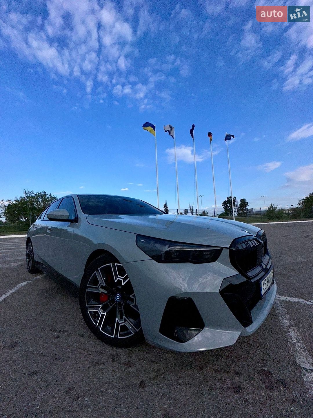 BMW i5 2023 VIN WBY33FK03RCR20106 фото оголошення 30 з 34