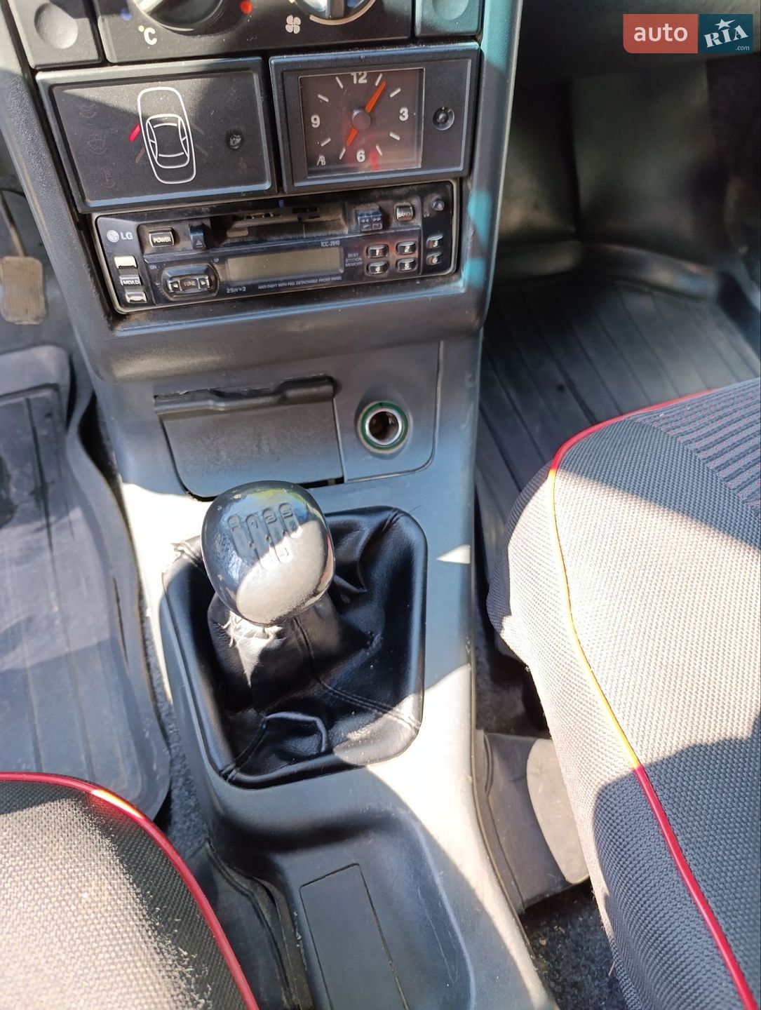 ВАЗ / Lada 2111 2005 VIN XTA21112050212829 фото оголошення 13 з 23