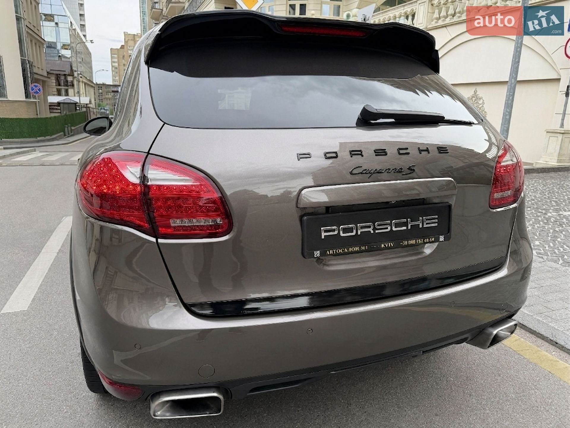 Porsche Cayenne 2011 VIN WP1AE2A21BLA98855 фото оголошення 4 з 78