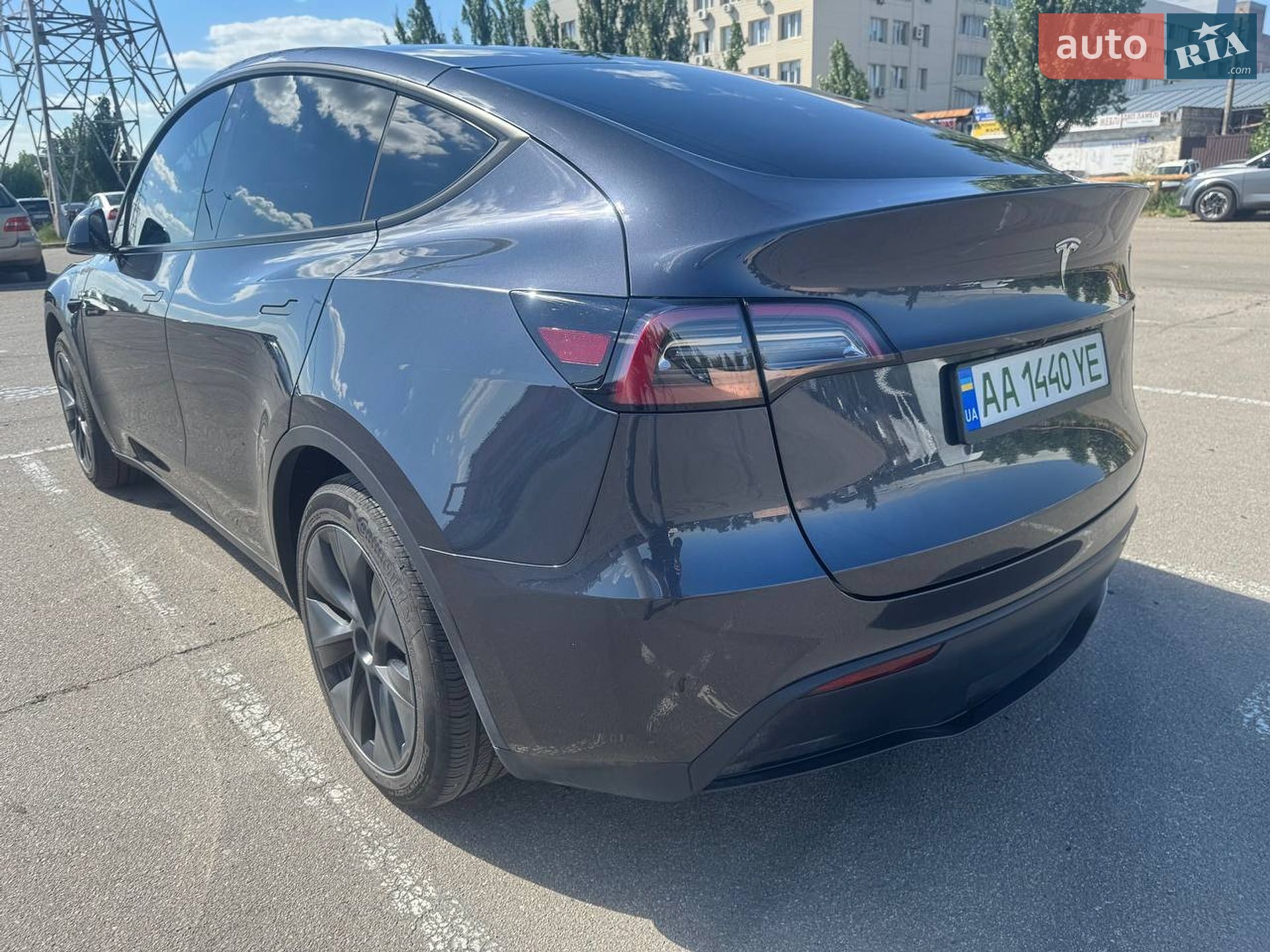 Tesla Model Y 2025 VIN 7SAYGDED3SA377735 фото оголошення 7 з 16