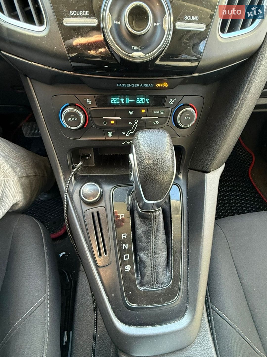 Ford Focus 2017 VIN 1FADP3M27HL265217 фото оголошення 16 з 29