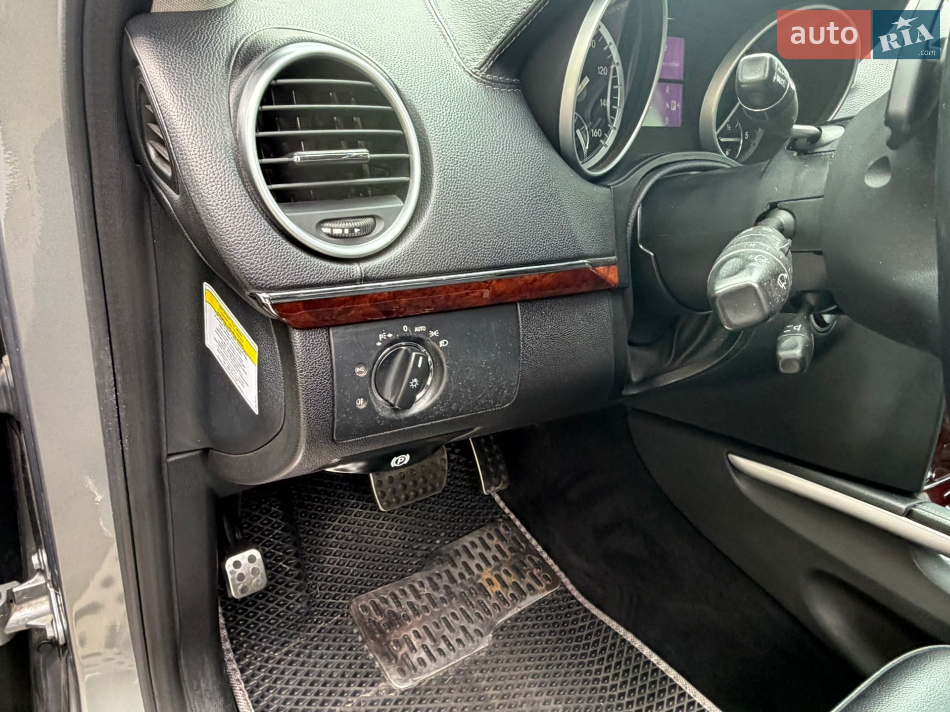 Mercedes-Benz GL-Class 2012 VIN 4JGBF2FE4CA799734 фото оголошення 17 з 54