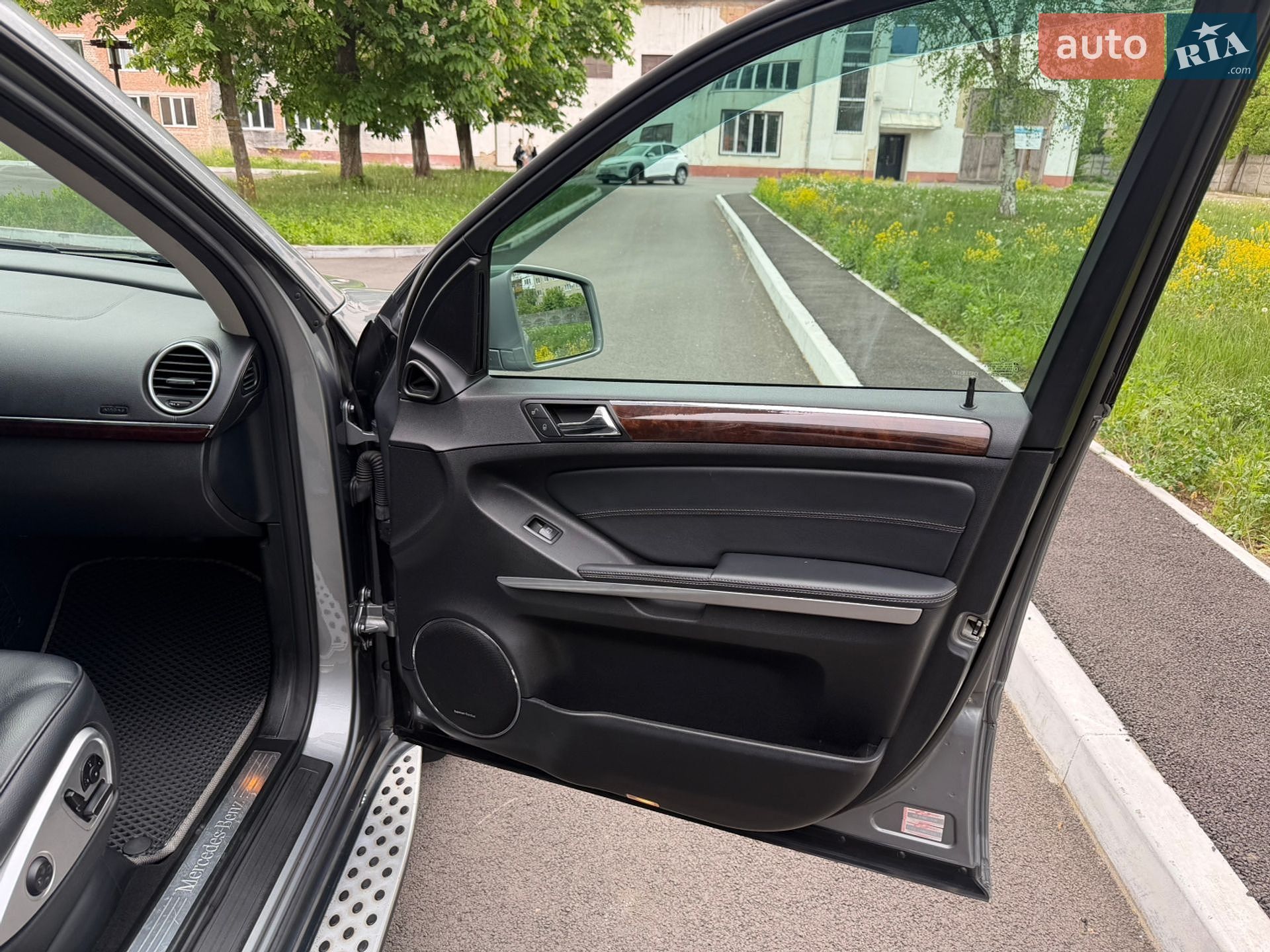 Mercedes-Benz GL-Class 2012 VIN 4JGBF2FE4CA799734 фото оголошення 36 з 54