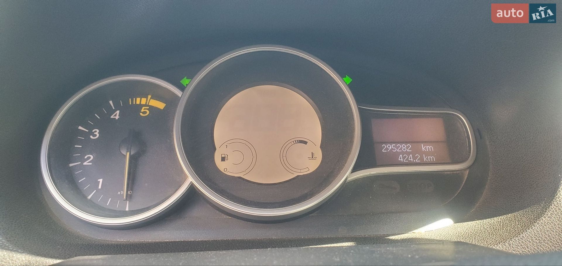 Renault Megane 2011 VIN VF1KZ1G0645646577 фото оголошення 2 з 7
