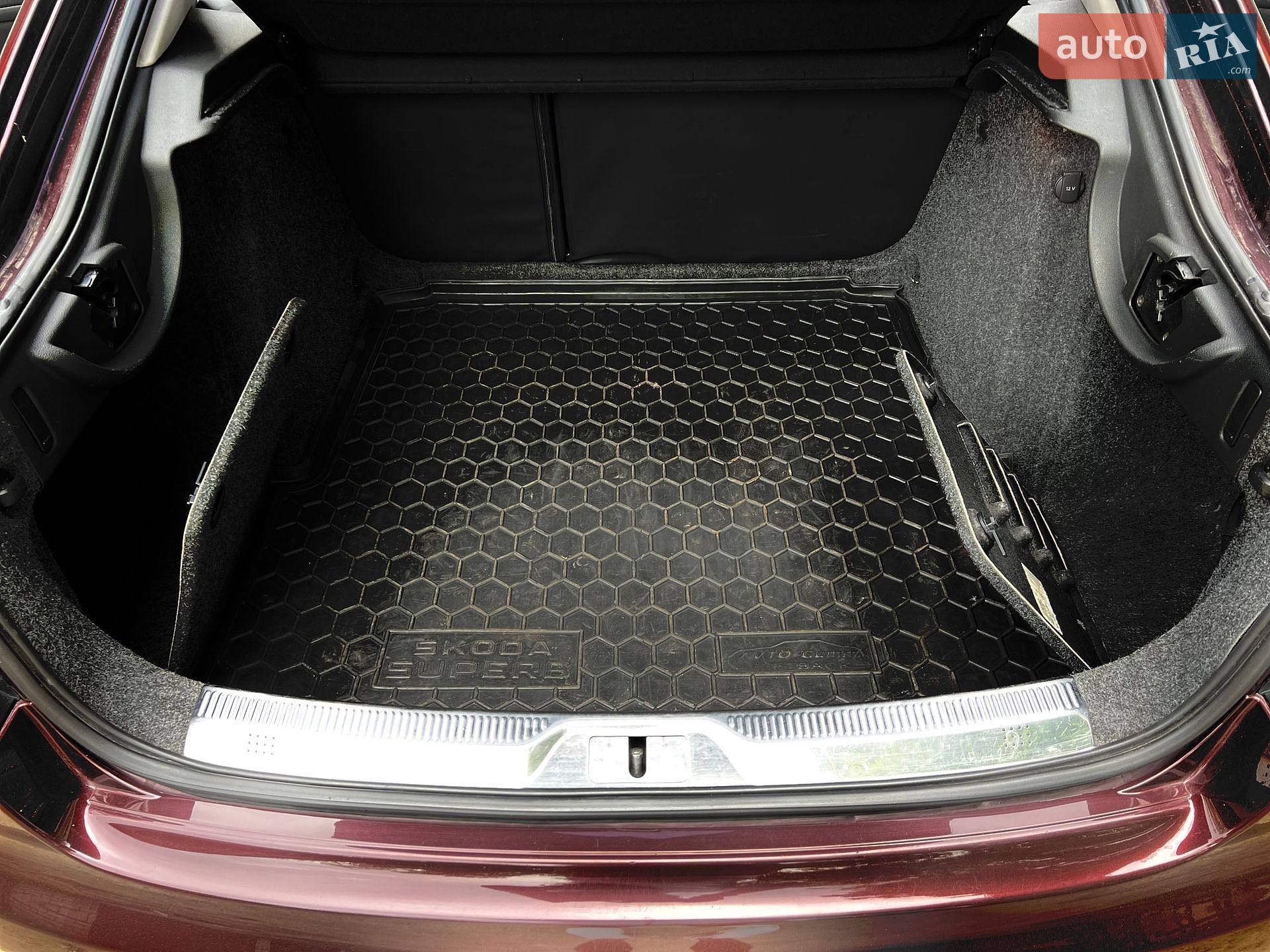 Skoda Superb 2011 VIN TMBAB43T7BB300650 фото оголошення 37 з 47