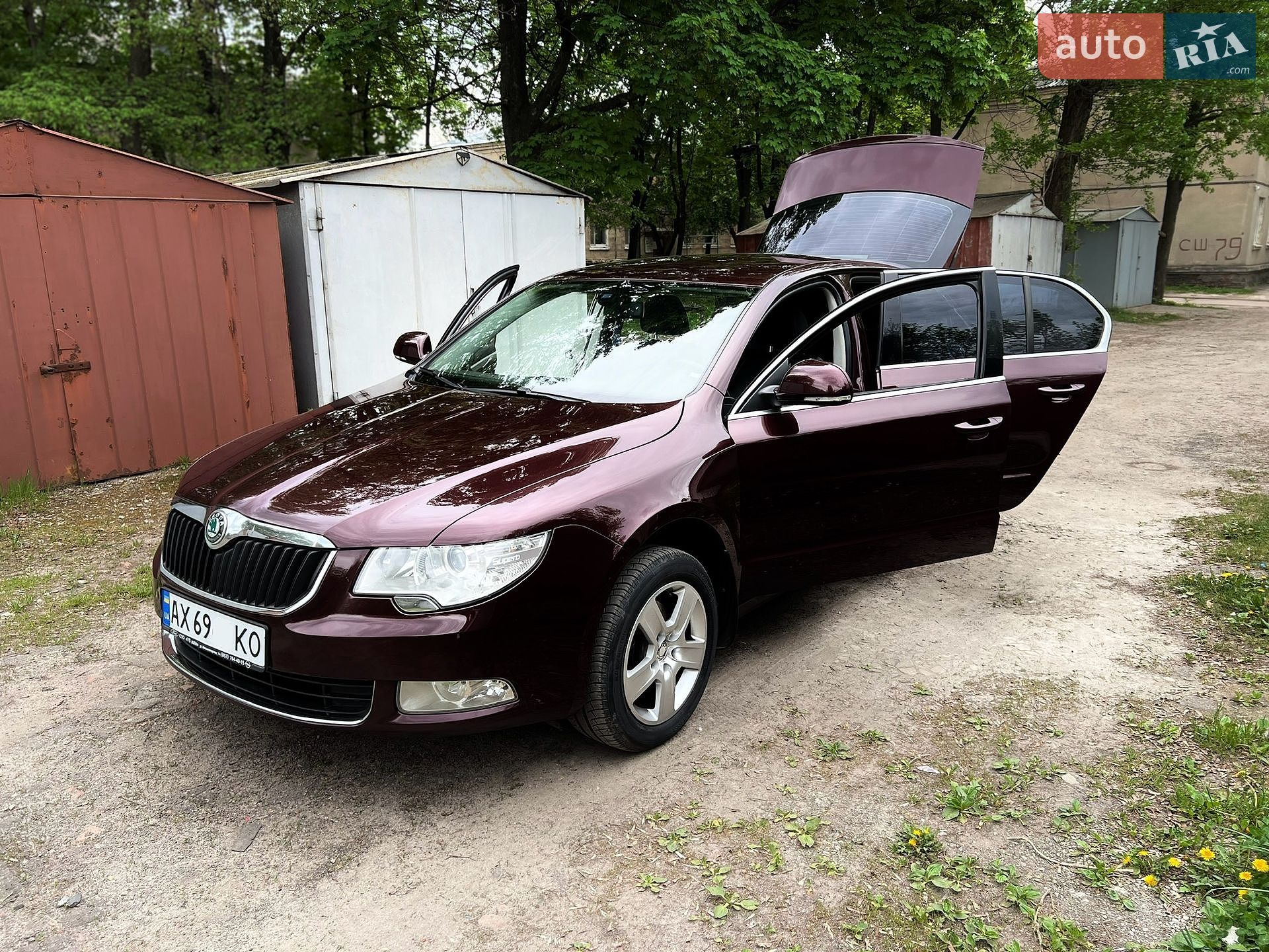 Skoda Superb 2011 VIN TMBAB43T7BB300650 фото оголошення 41 з 47