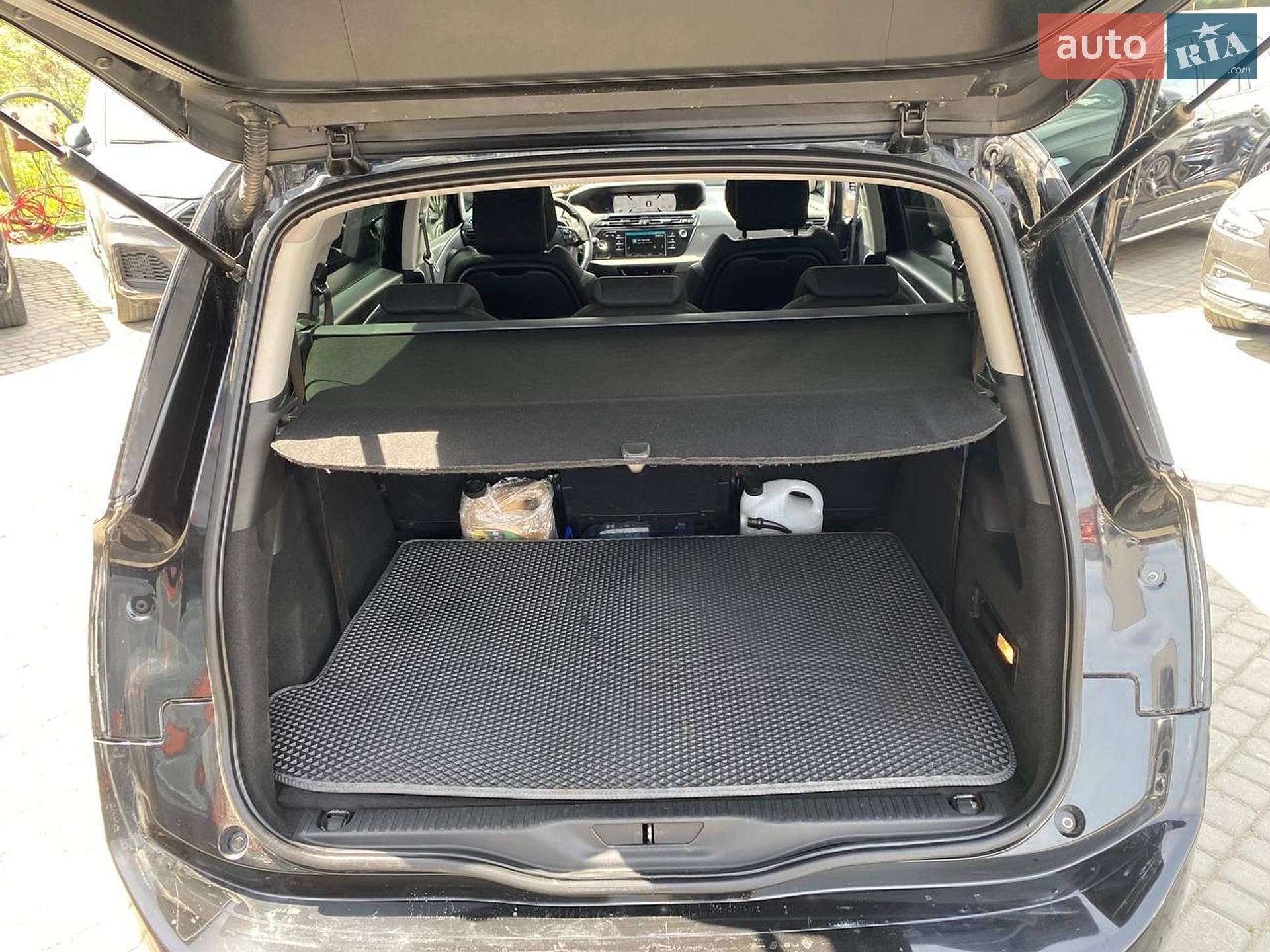 Citroen C4 Picasso 2017 VIN VF73ABHZTGJ896984 фото оголошення 25 з 27