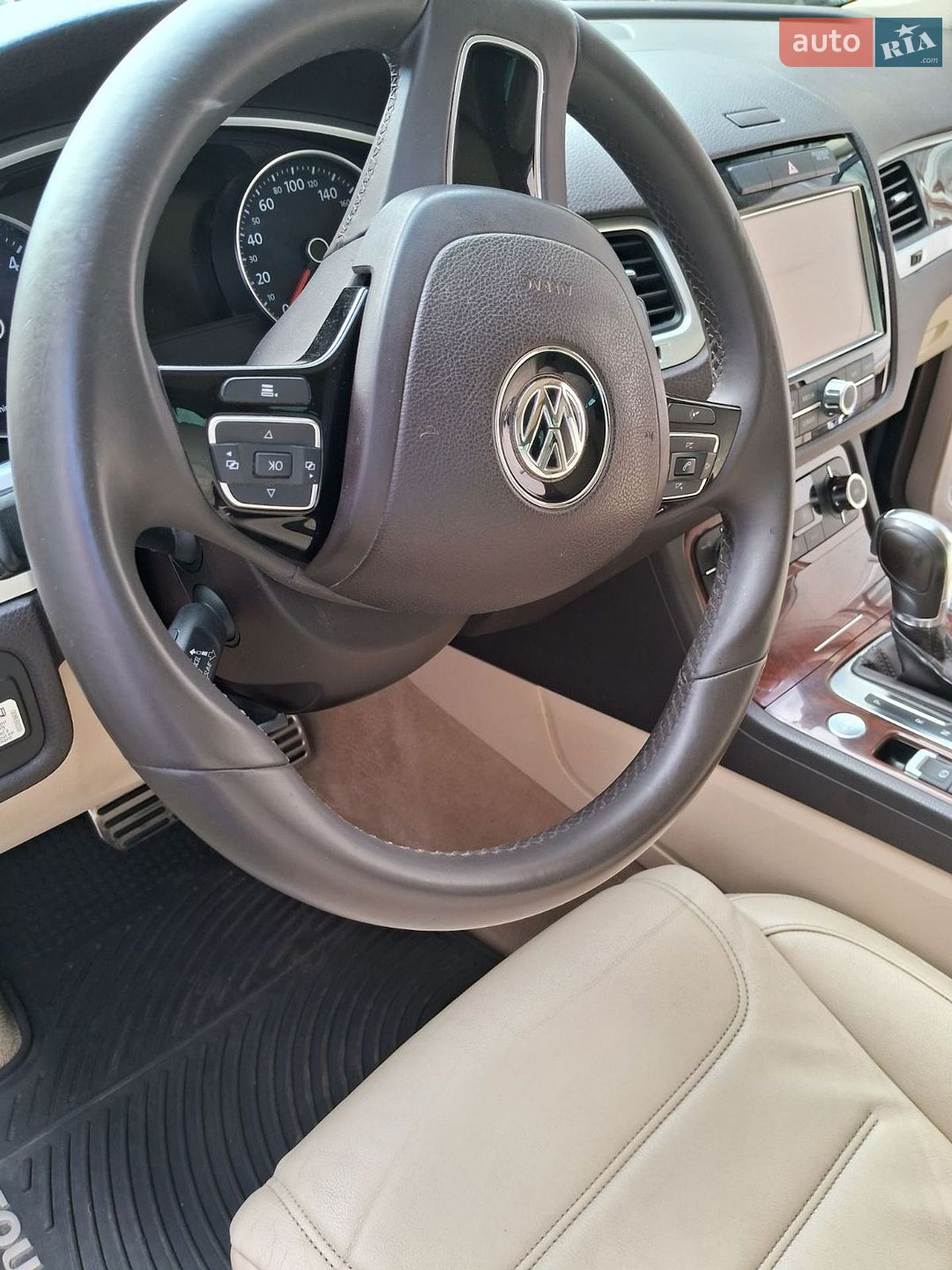 Volkswagen Touareg 2013 VIN WVGDP9BPXDD009570 фото оголошення 9 з 20