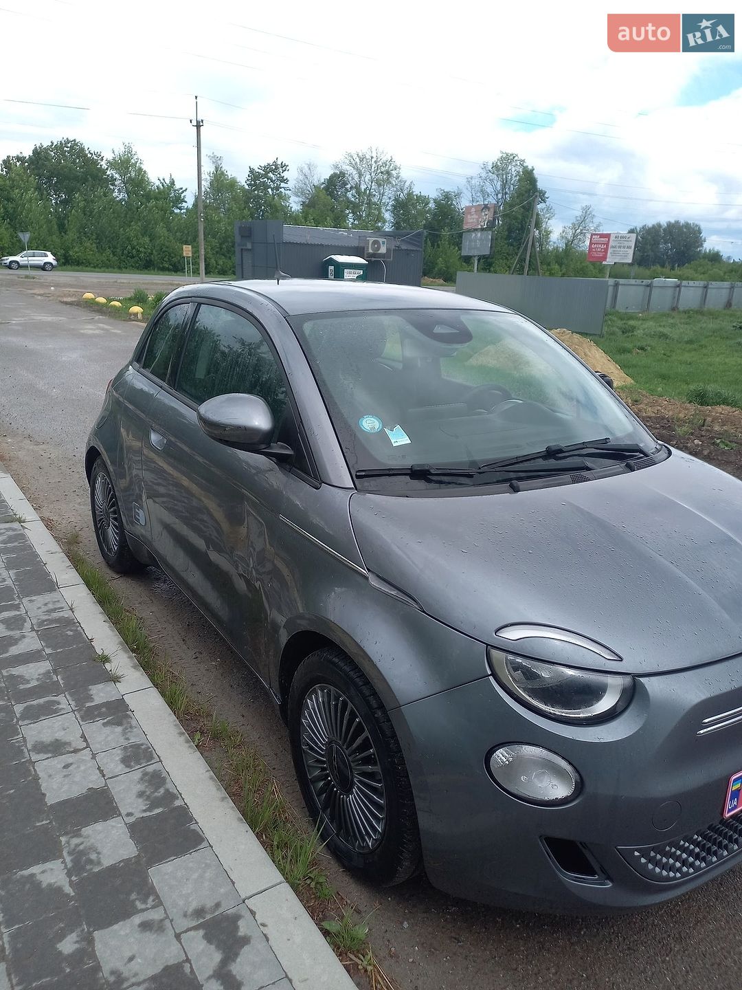 Fiat 500e 2021 VIN ZFAEFAR43MX039184 фото оголошення 3 з 17