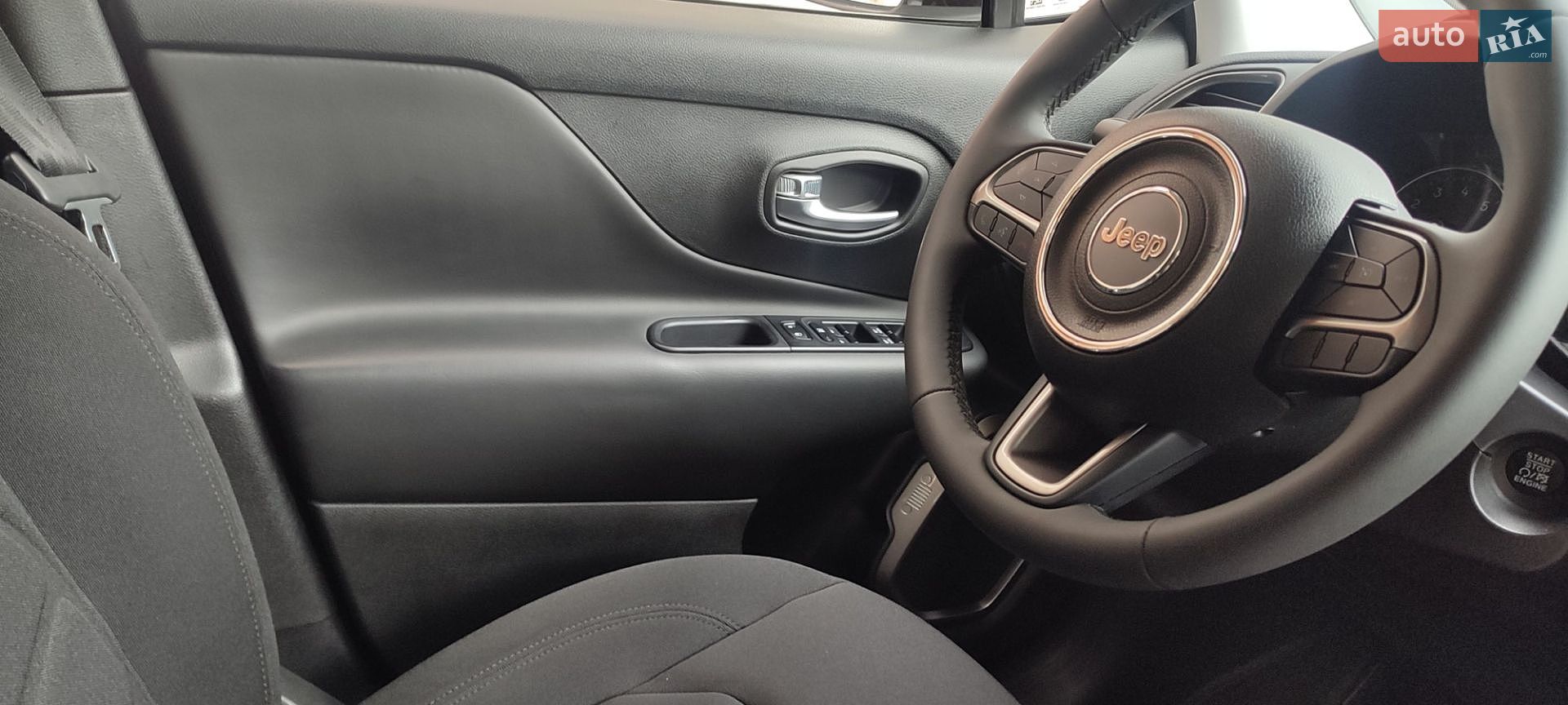 Jeep Renegade 2022 VIN ZACNJDB11NPN69437 фото оголошення 45 з 112