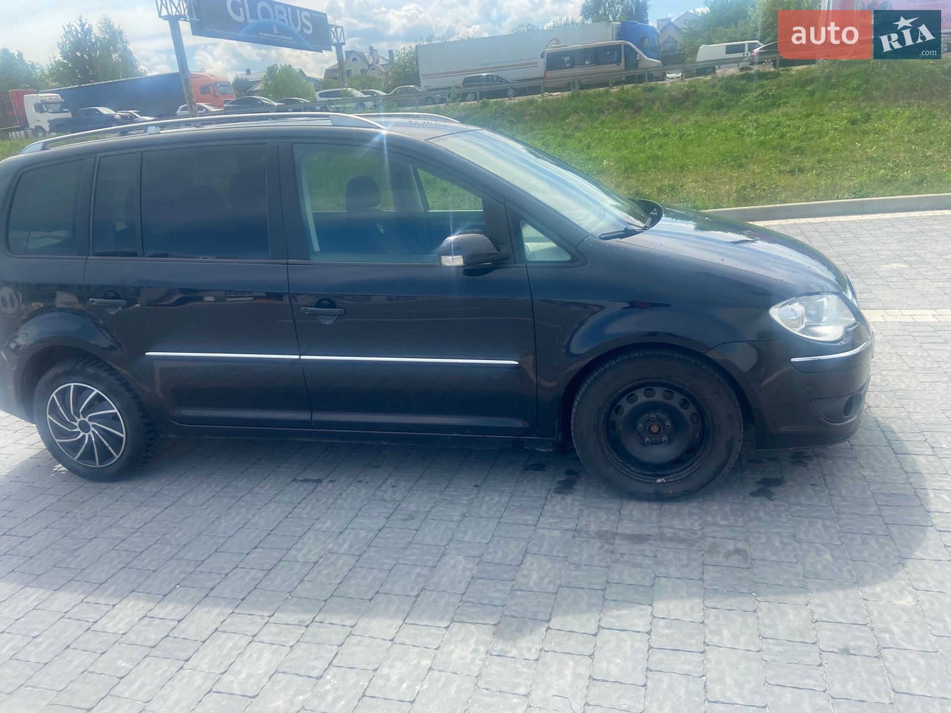 Volkswagen Touran 2009 VIN WVGZZZ1TZ9W121095 фото оголошення 2 з 17
