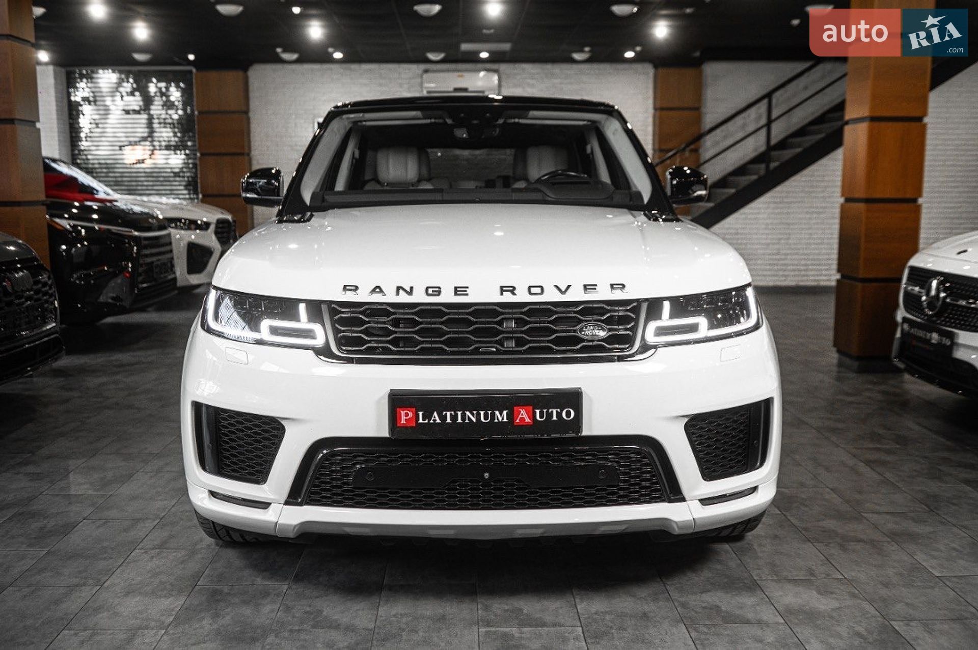 Land Rover Range Rover Sport 2018 VIN SALWA2BK2JA803401 фото оголошення 16 з 71