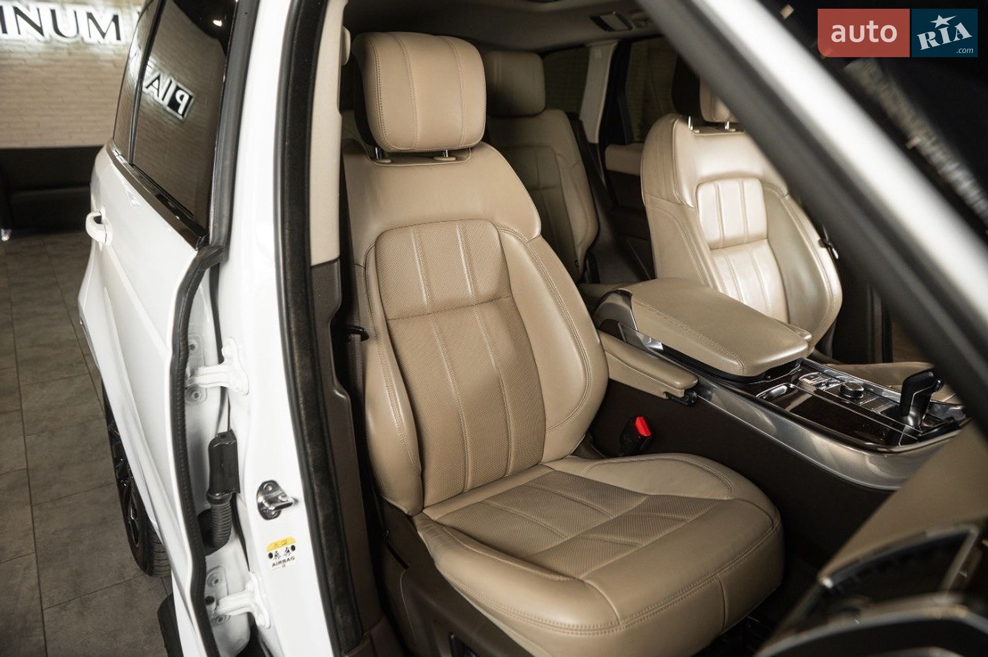 Land Rover Range Rover Sport 2018 VIN SALWA2BK2JA803401 фото оголошення 61 з 71