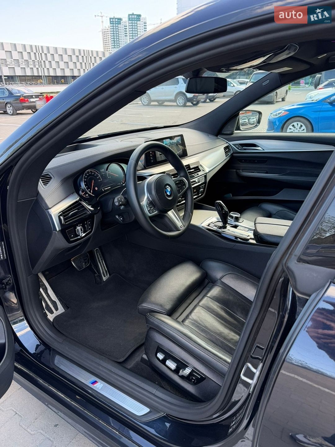 BMW 6 Series GT 2017 VIN WBAJW81060BK58928 фото оголошення 18 з 30