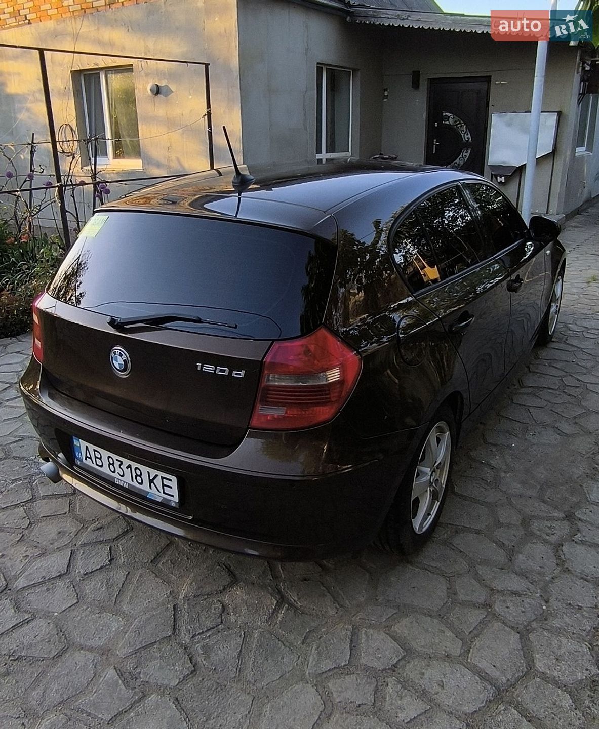 BMW 1 Series 2011 VIN WBAUD91060P507398 фото оголошення 8 з 15