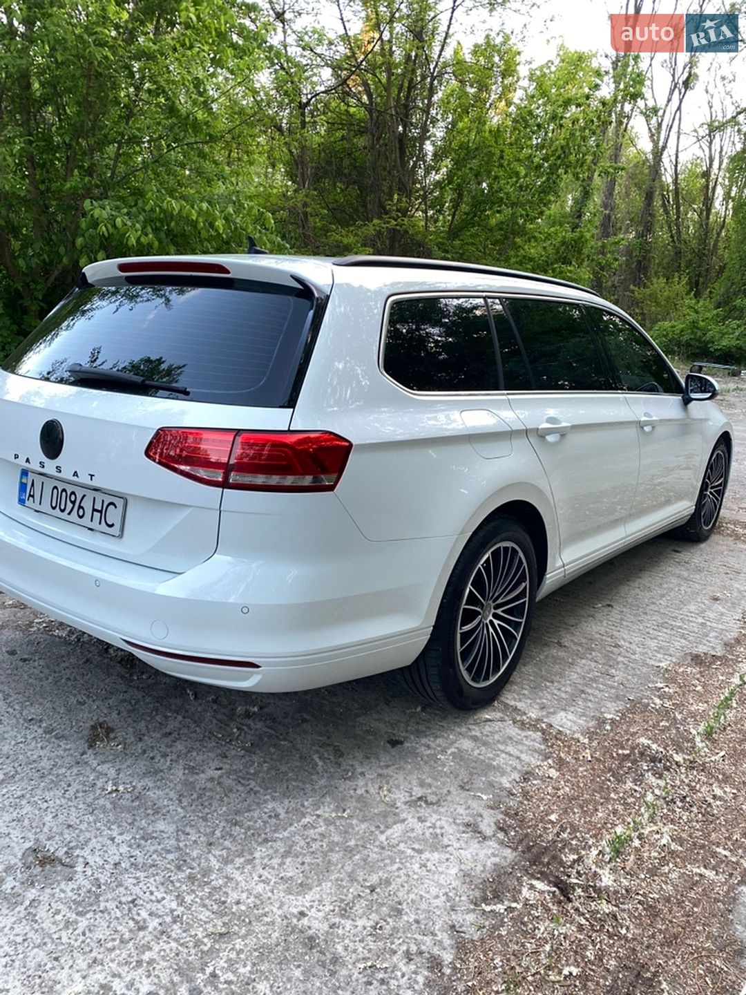 Volkswagen Passat 2015 VIN WVWZZZ3CZGP014490 фото оголошення 13 з 26