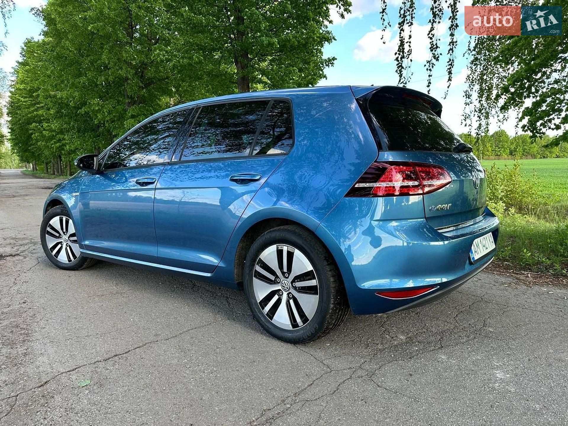 Volkswagen e-Golf 2014 VIN WVWZZZAUZFW901365 фото оголошення 13 з 18