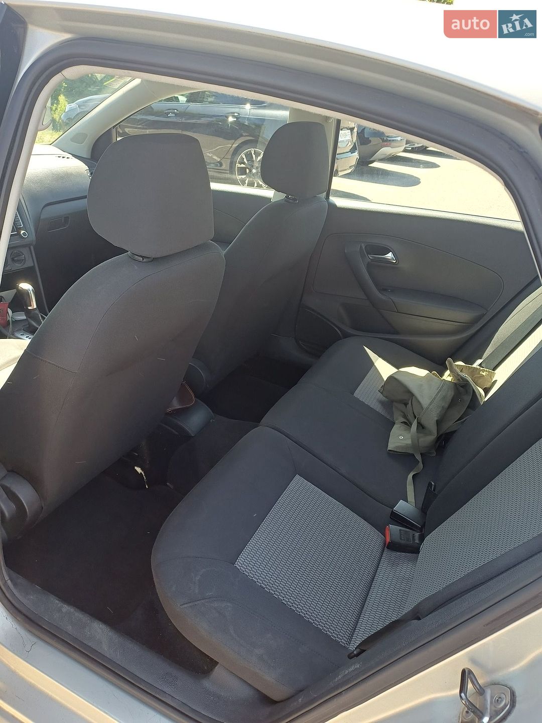 Volkswagen Polo 2011 VIN XW8ZZZ61ZCG004168 фото оголошення 6 з 15