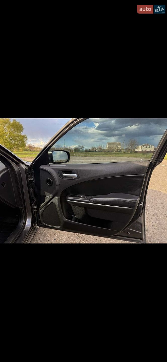 Dodge Charger 2020 VIN 2C3CDXBG4LH110963 фото оголошення 16 з 18