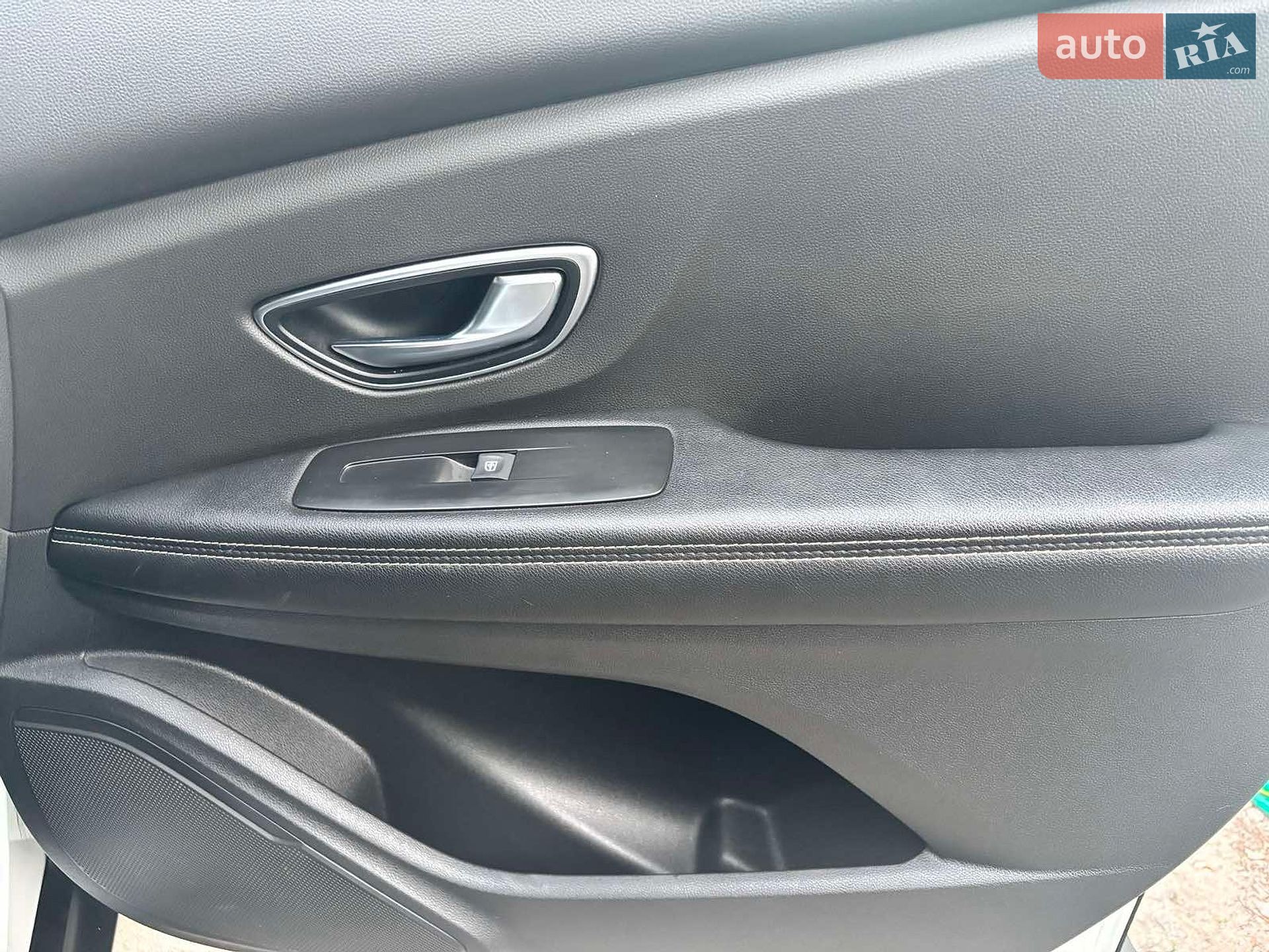 Renault Scenic 2019 VIN VF1RFA00763879577 фото оголошення 27 з 28