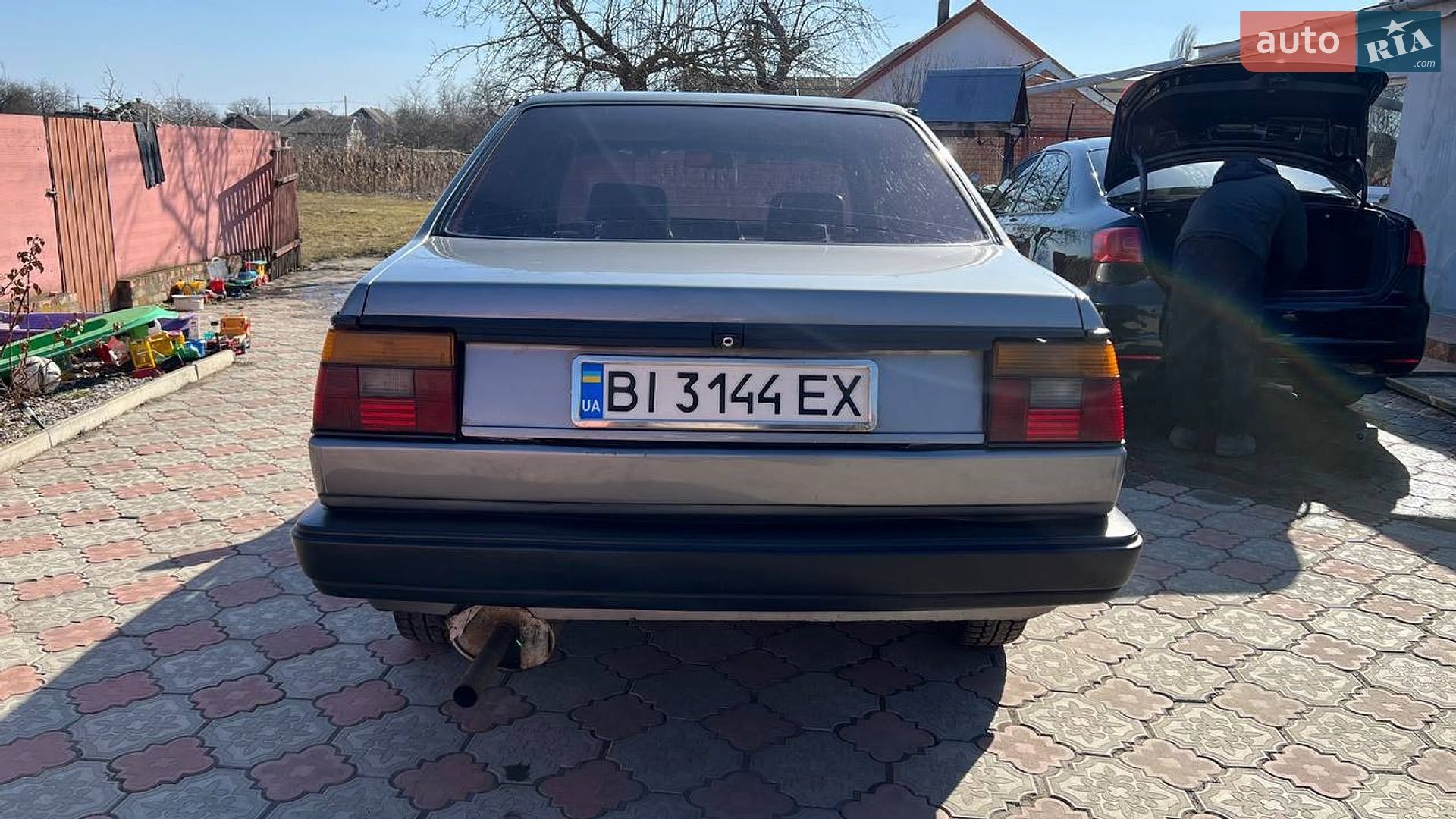 Volkswagen Jetta 1986 VIN WVWZZZ16ZGW214969 фото оголошення 2 з 11