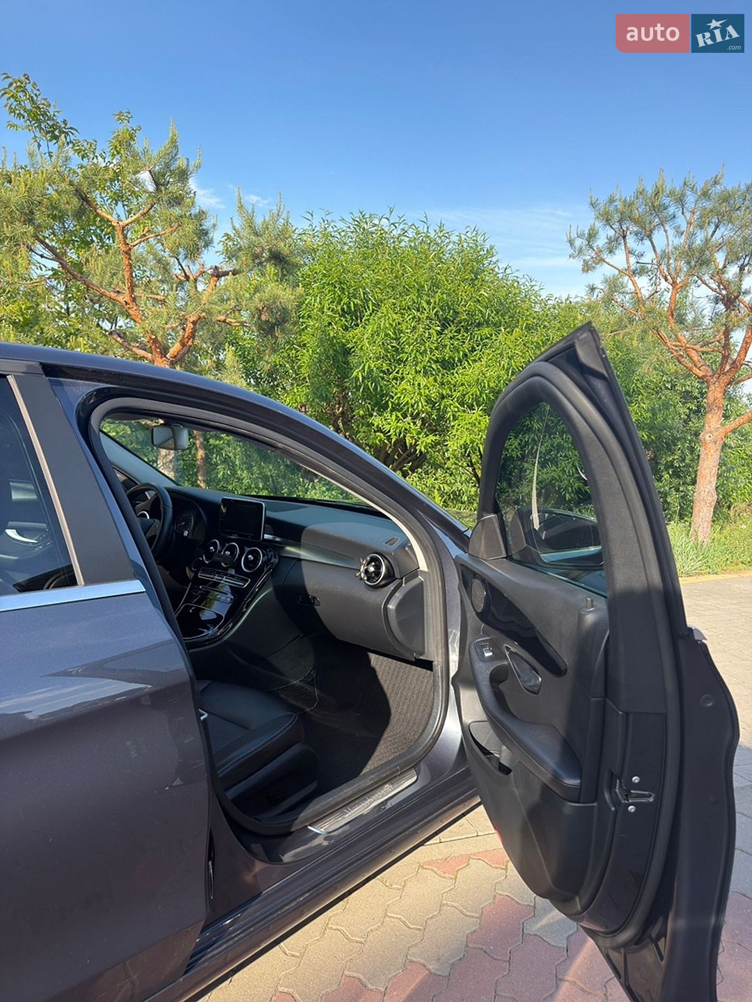 Mercedes-Benz C-Class 2015 VIN WDD2050361F160474 фото оголошення 18 з 20