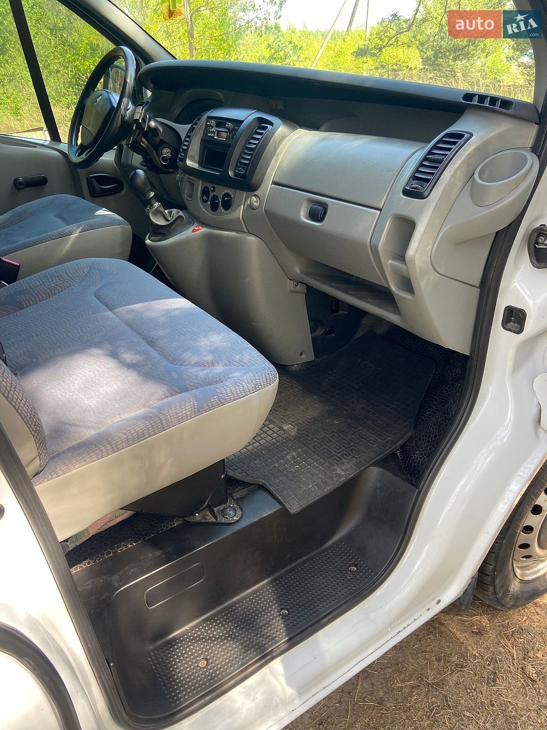 Renault Trafic 2005 VIN VF1FLABA55Y100169 фото оголошення 5 з 17