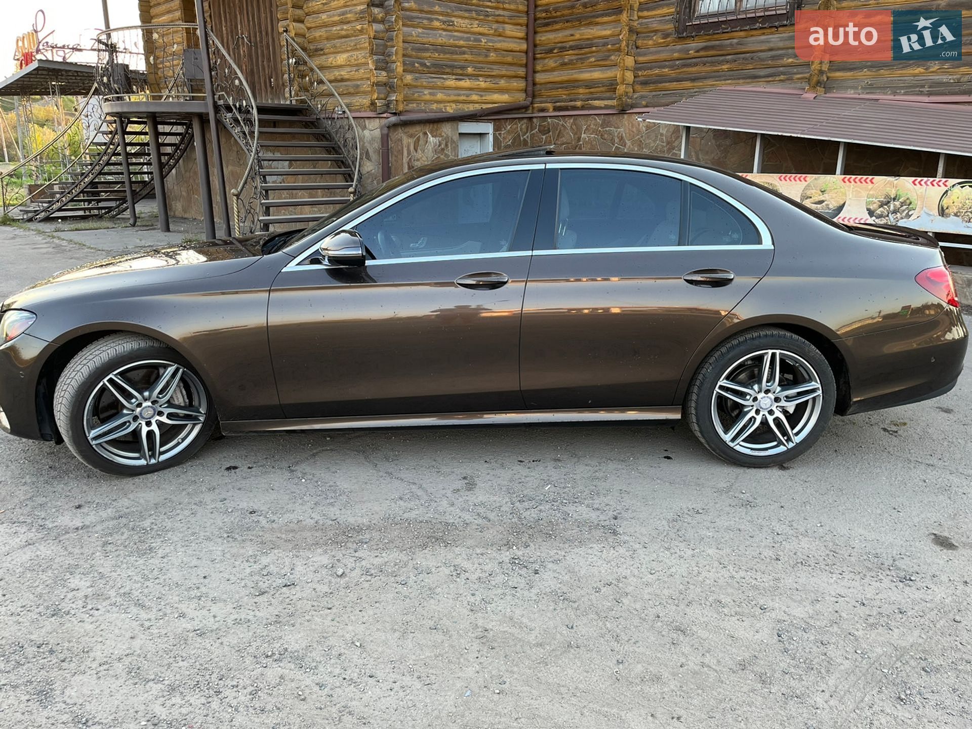 Mercedes-Benz E-Class 2016 VIN WDDZF4JBXHA120235 фото оголошення 2 з 18