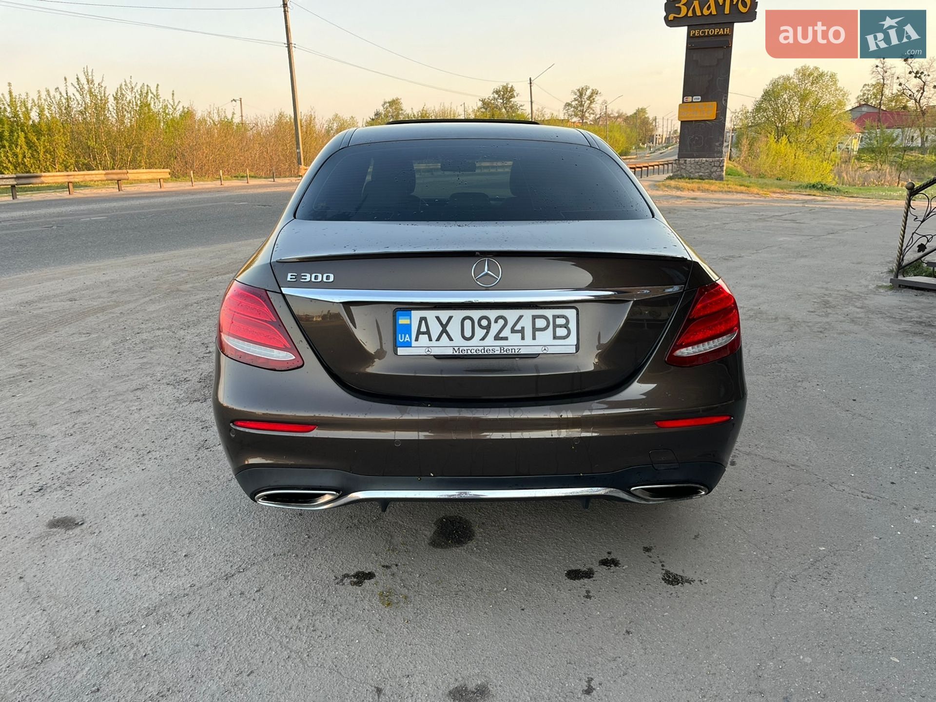 Mercedes-Benz E-Class 2016 VIN WDDZF4JBXHA120235 фото оголошення 4 з 18