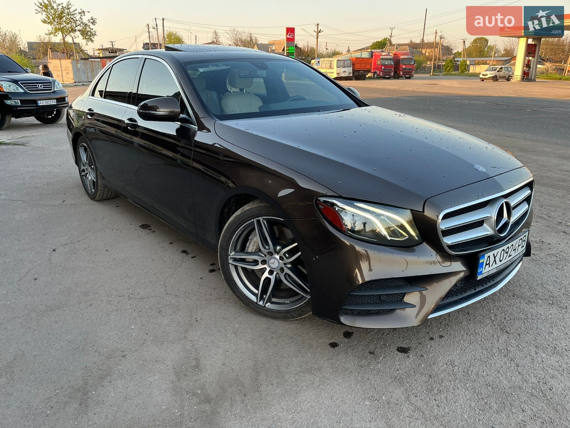 Mercedes-Benz E-Class 2016 VIN WDDZF4JBXHA120235 фото оголошення 7 з 18
