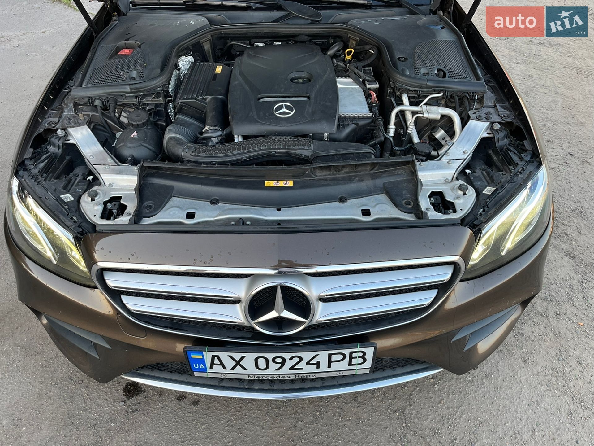 Mercedes-Benz E-Class 2016 VIN WDDZF4JBXHA120235 фото оголошення 9 з 18