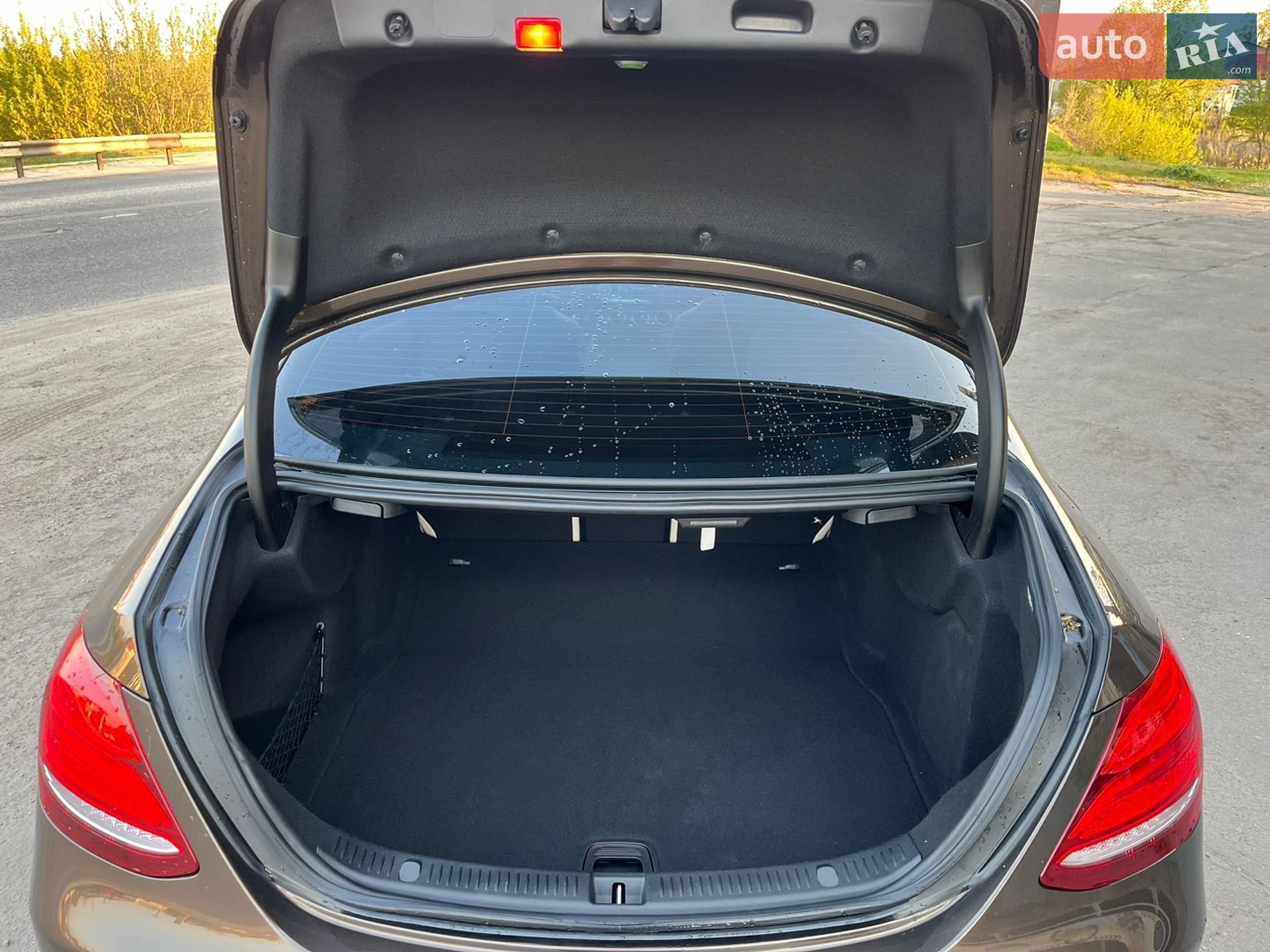 Mercedes-Benz E-Class 2016 VIN WDDZF4JBXHA120235 фото оголошення 12 з 18
