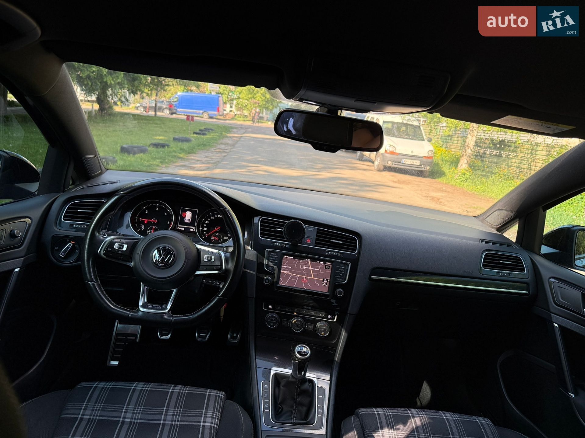 Volkswagen Golf GTD 2016 VIN WVWZZZAUZGP630878 фото оголошення 16 з 53