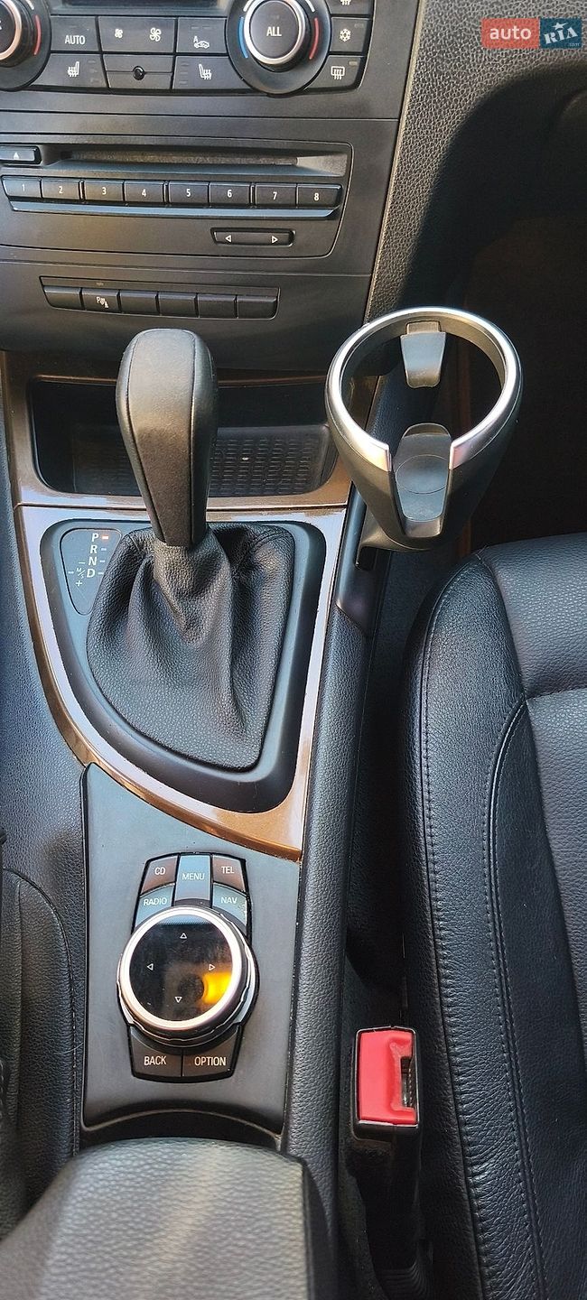 BMW 1 Series 2011 VIN WBAUD91060P507398 фото оголошення 6 з 15