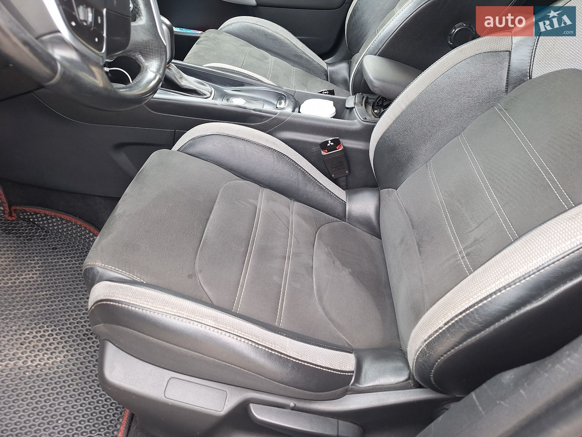 Citroen DS4 2016 VIN VF7NXBHZTGY516859 фото оголошення 29 з 47