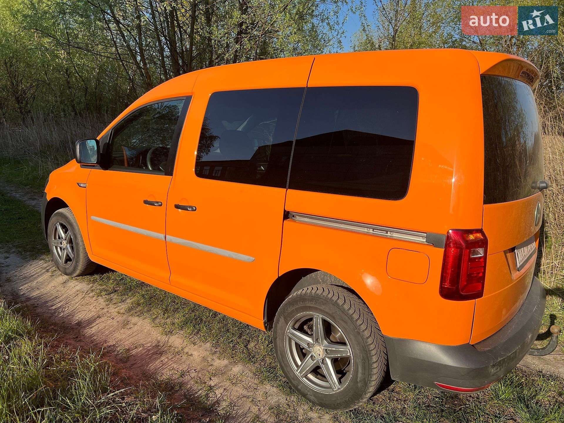 Volkswagen Caddy 2017 VIN WV2ZZZ2KZHX095096 фото оголошення 5 з 17
