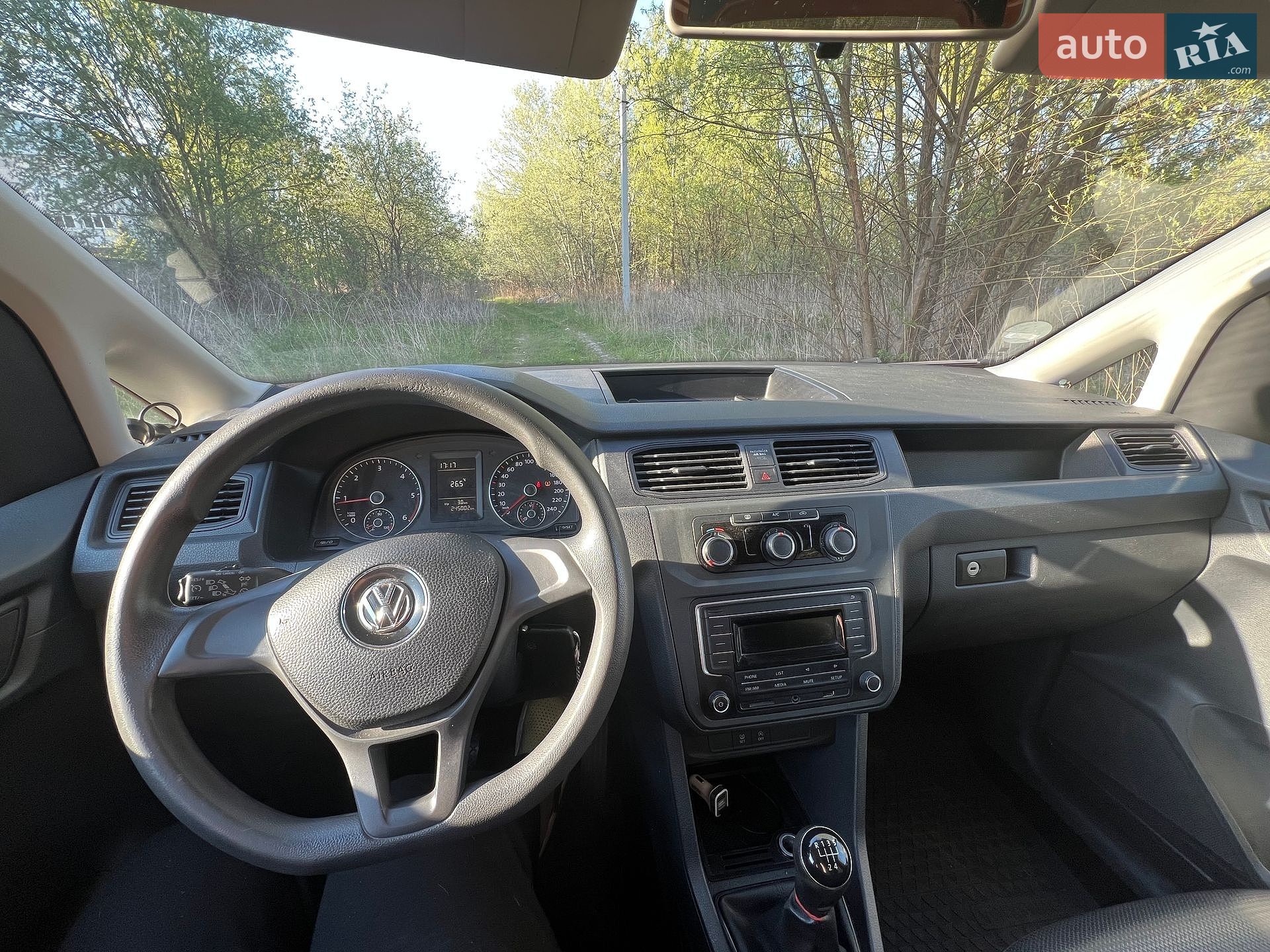 Volkswagen Caddy 2017 VIN WV2ZZZ2KZHX095096 фото оголошення 10 з 17