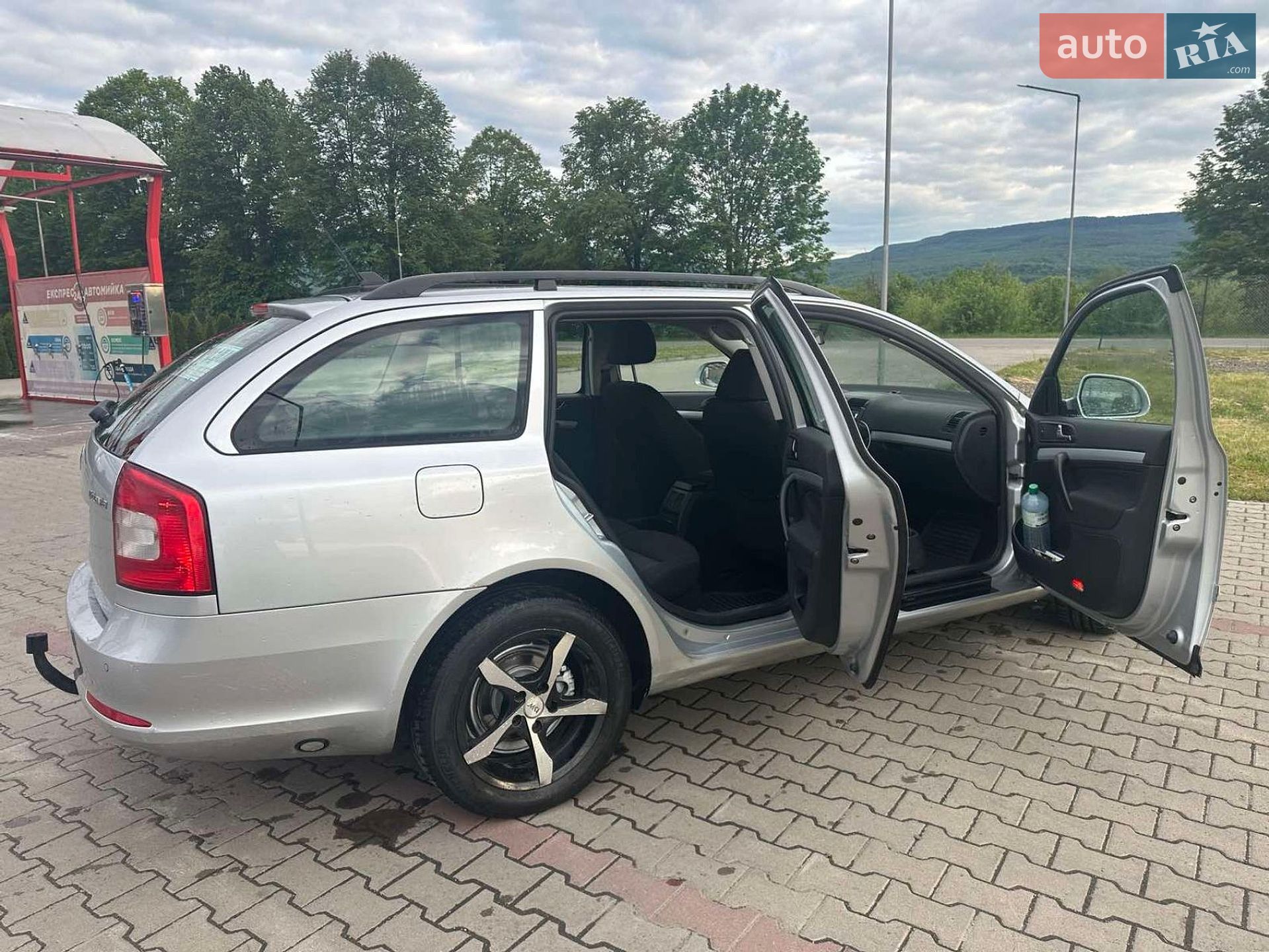 Skoda Octavia 2008 VIN TMBHA61Z692016236 фото оголошення 3 з 18