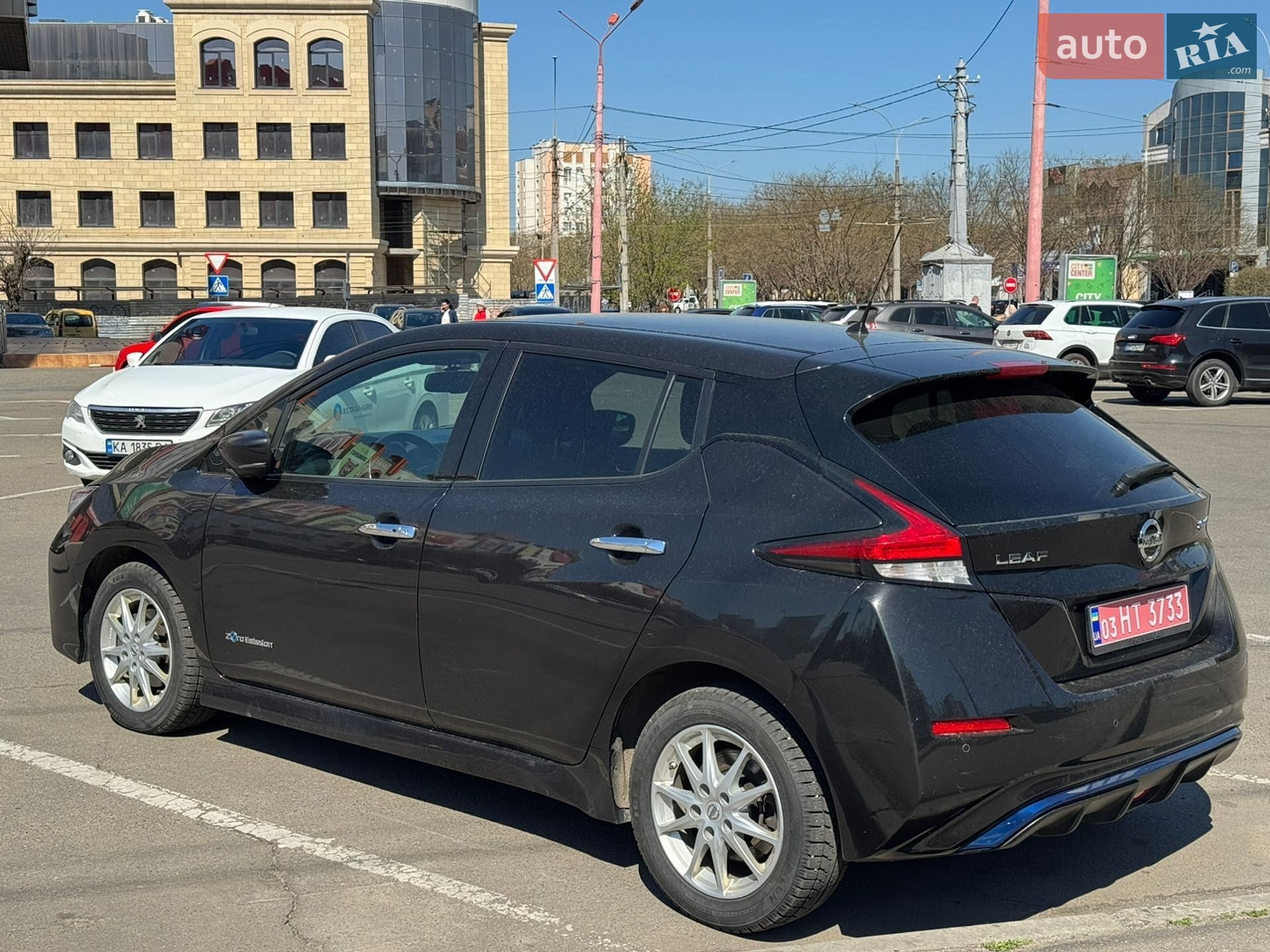 Nissan Leaf 2018 VIN SJNFAAZE1U0010899 фото оголошення 4 з 19