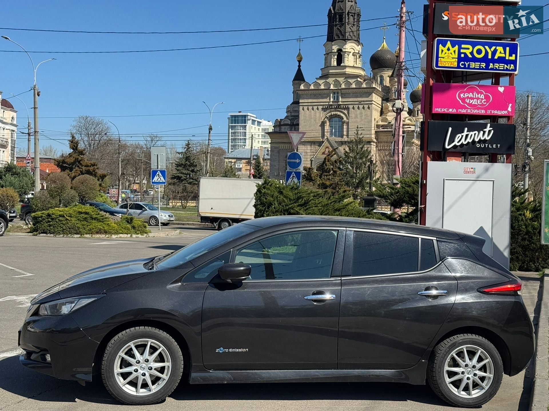 Nissan Leaf 2018 VIN SJNFAAZE1U0010899 фото оголошення 2 з 19