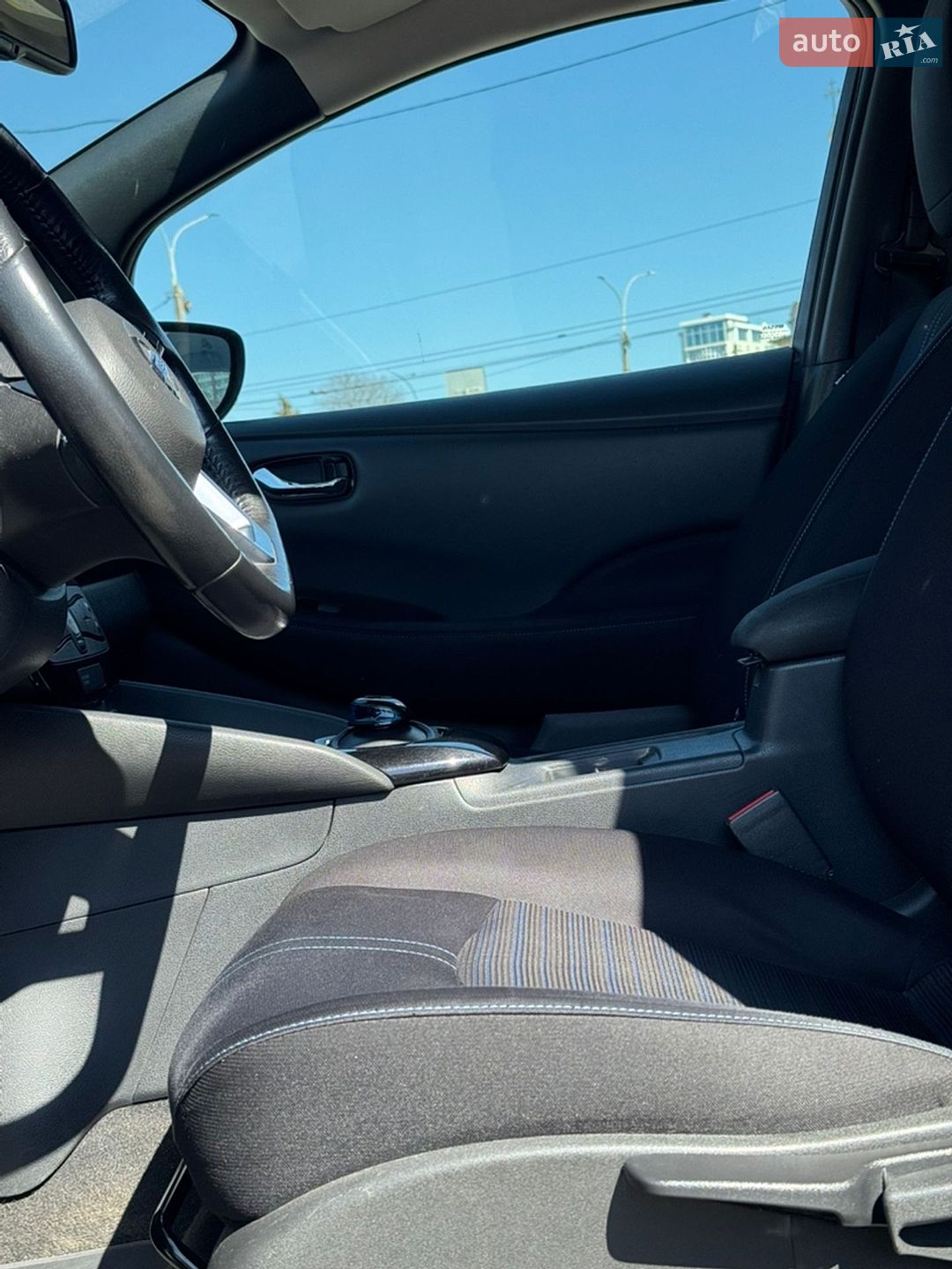Nissan Leaf 2018 VIN SJNFAAZE1U0010899 фото оголошення 8 з 19