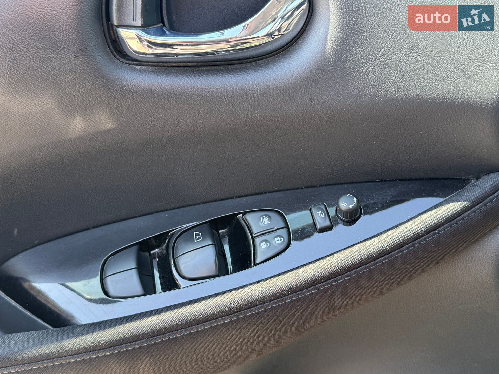 Nissan Leaf 2018 VIN SJNFAAZE1U0010899 фото оголошення 16 з 19