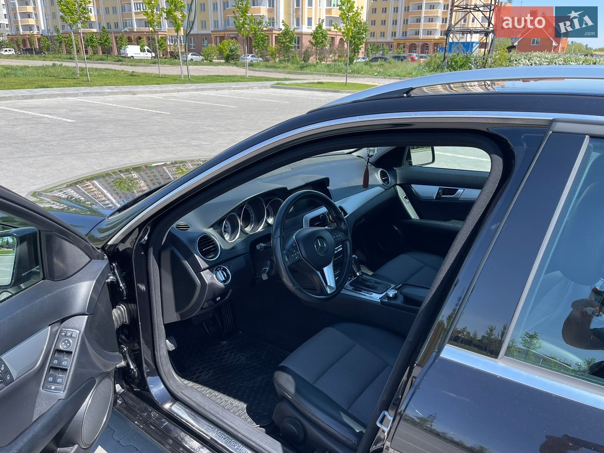 Mercedes-Benz C-Class 2011 VIN WDD2042011F754910 фото оголошення 16 з 25