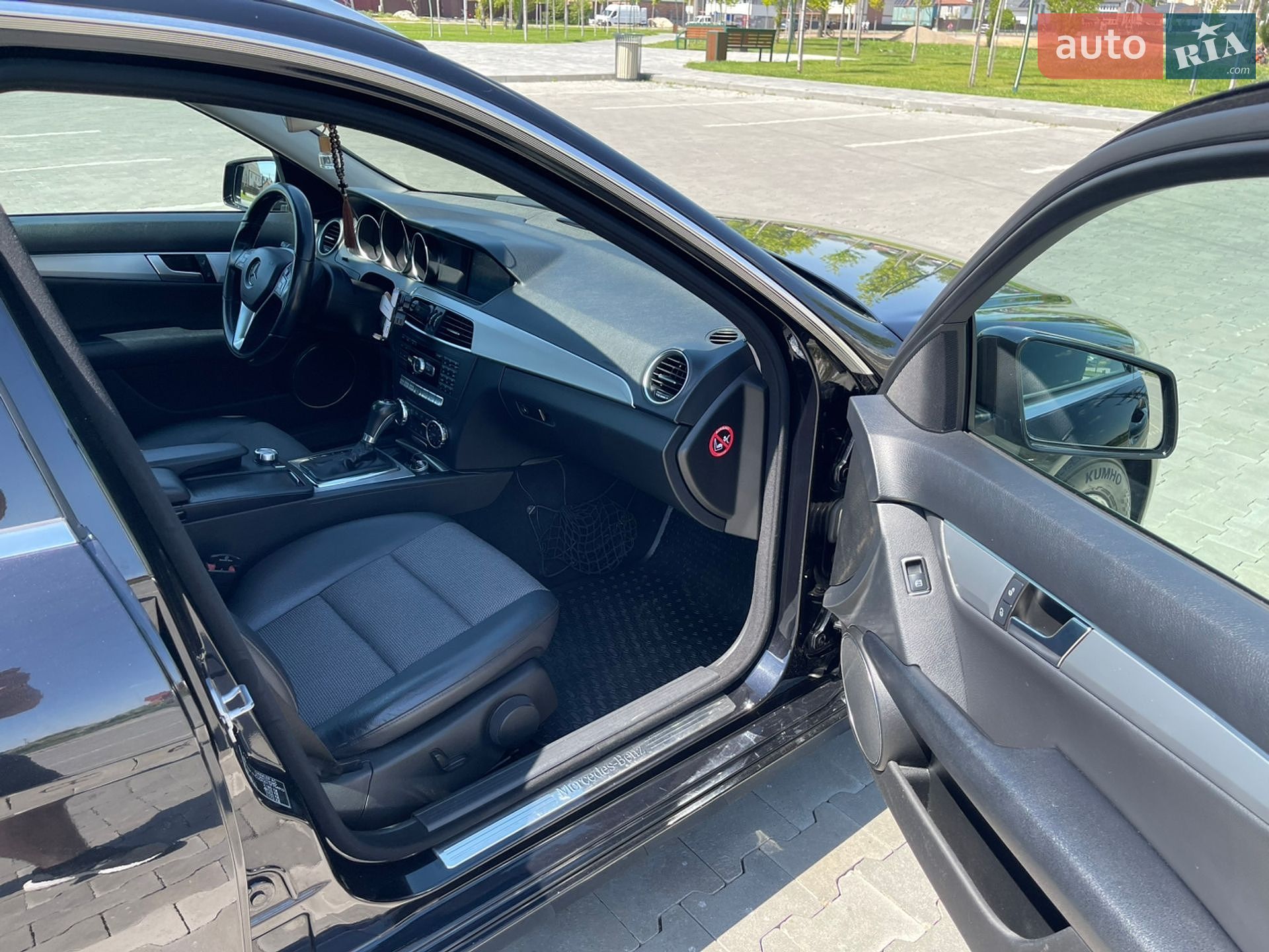 Mercedes-Benz C-Class 2011 VIN WDD2042011F754910 фото оголошення 18 з 25